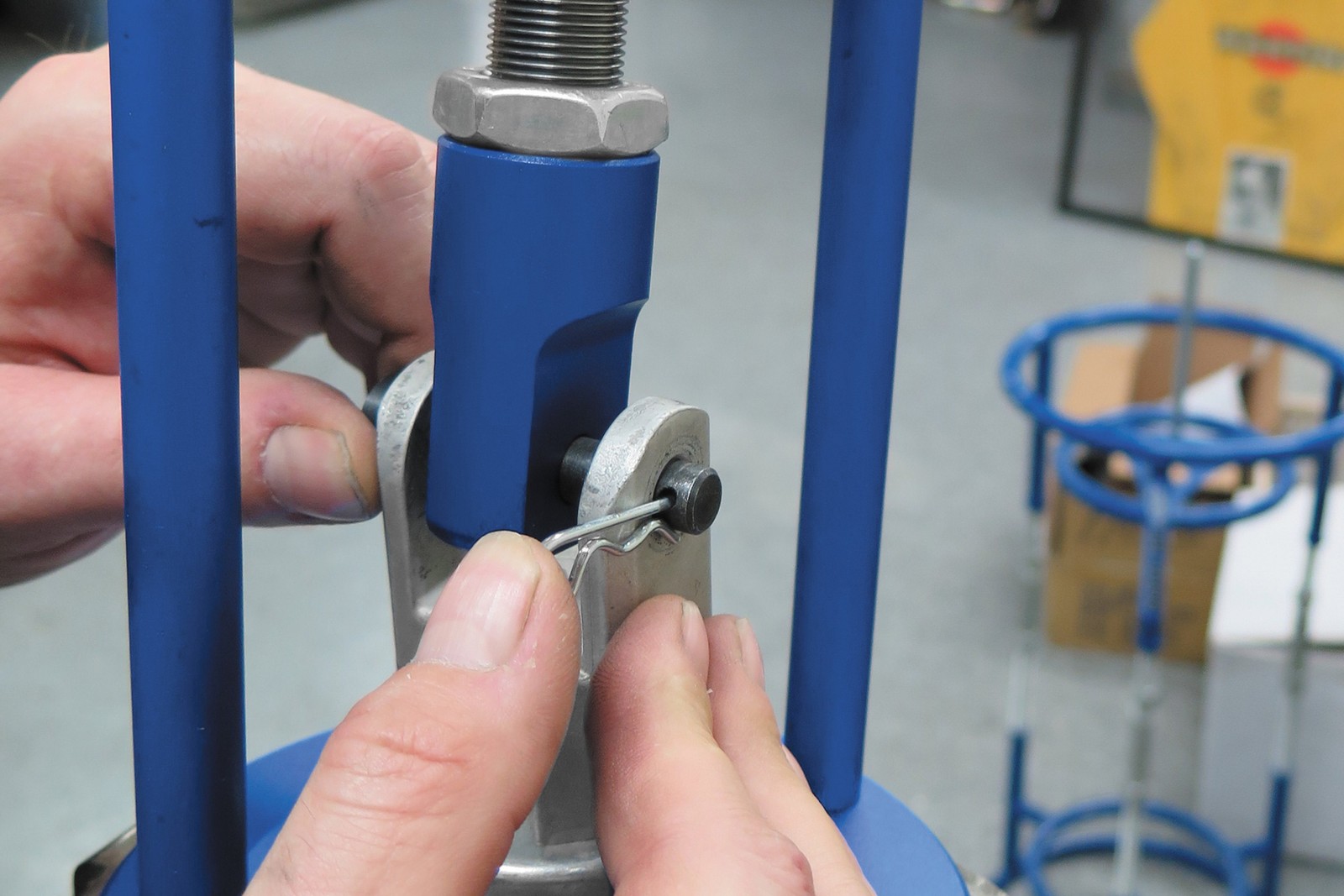 Motion Pro Shock Spring Compressor