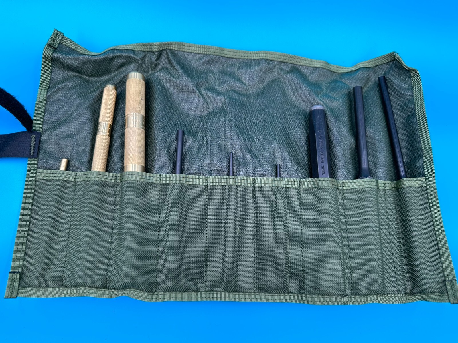 NEW Snap-On Punch & Chisel Set – 9-Piece – Brass Drift Punches – Long Center Pin