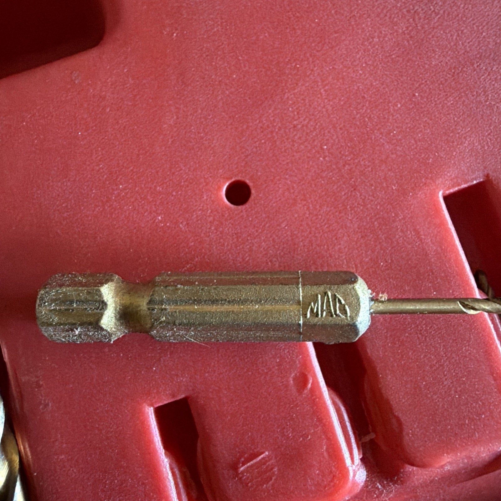 Mac Tools 1/4″ Hex Drill/Driver Bit Set QCS37520A – Incomplete