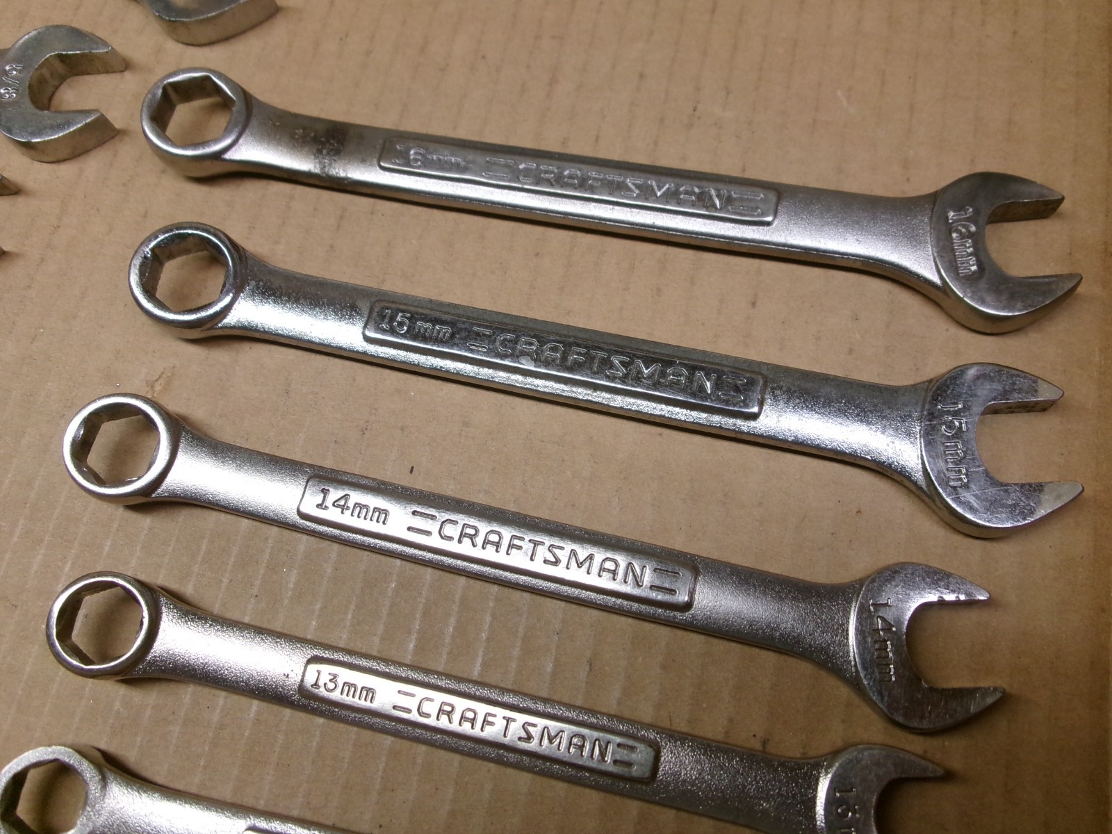 Craftsman 12-Piece 6-Point Metric Combination Wrench Set / Lot