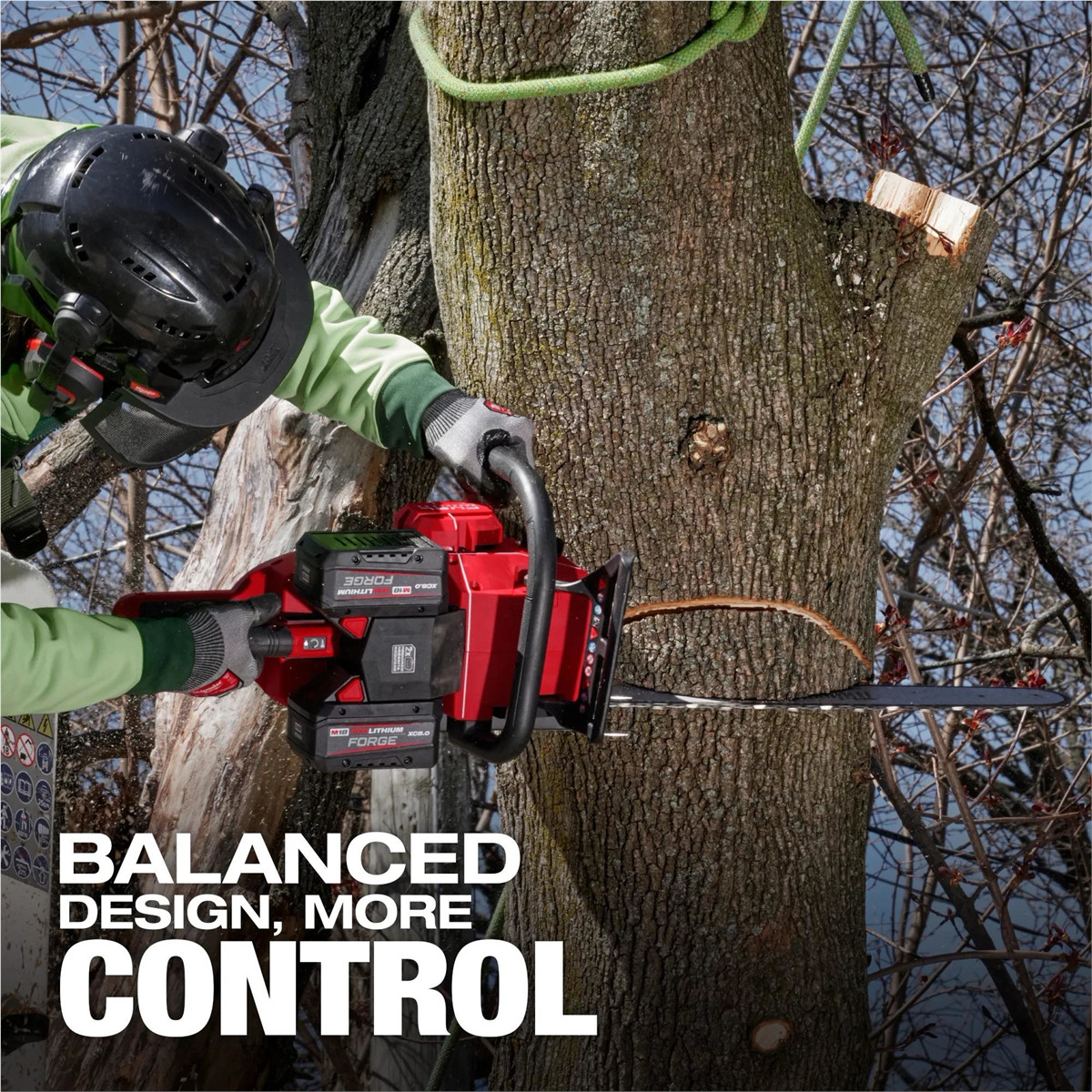 Milwaukee Tool M18 FUEL 20 Inch Dual Battery Chainsaw Kit