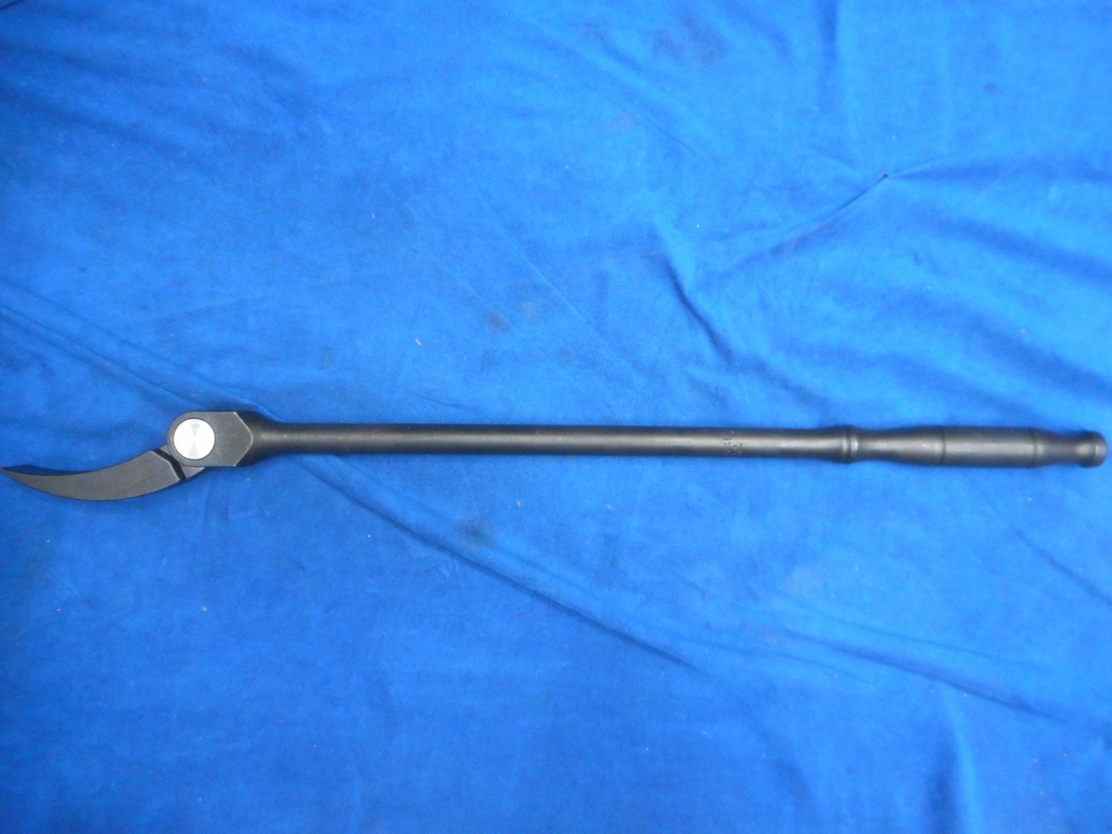 Mac Tools PB24I 24″ Metal Comfort-Handle Indexable Pry Bar, Adjustable, Locking