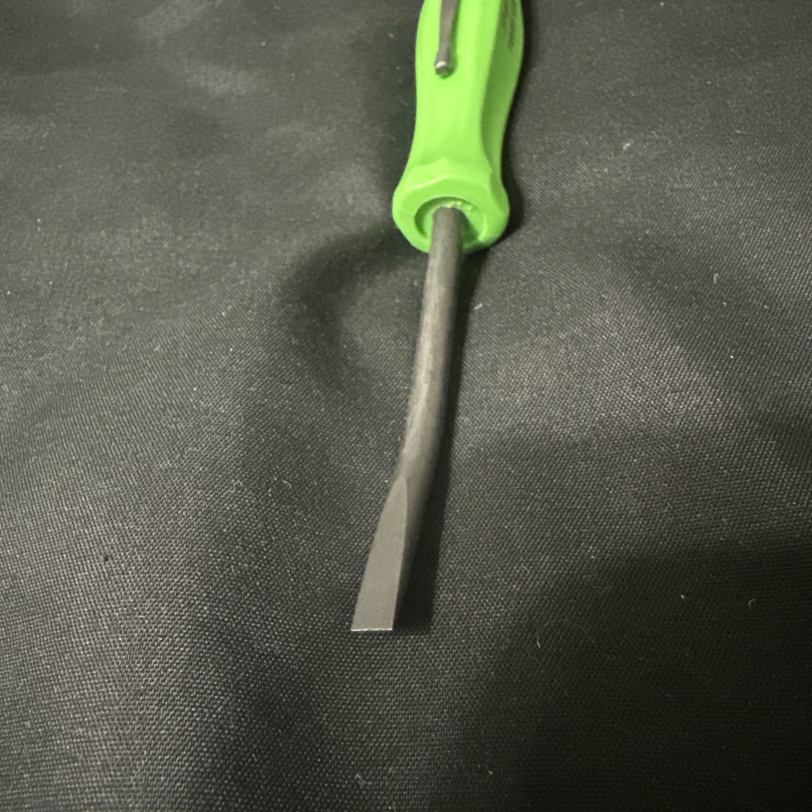 Snap-on Tools USA NEW GREEN 5″ Length Angle Tip Mini Pocket Prybar PBMB5