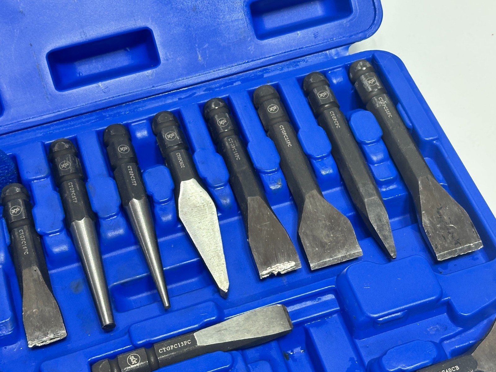 Cornwell Quick Change Drive Handle 14 Piece Punch and Chisel Set CTGPC15KIT
