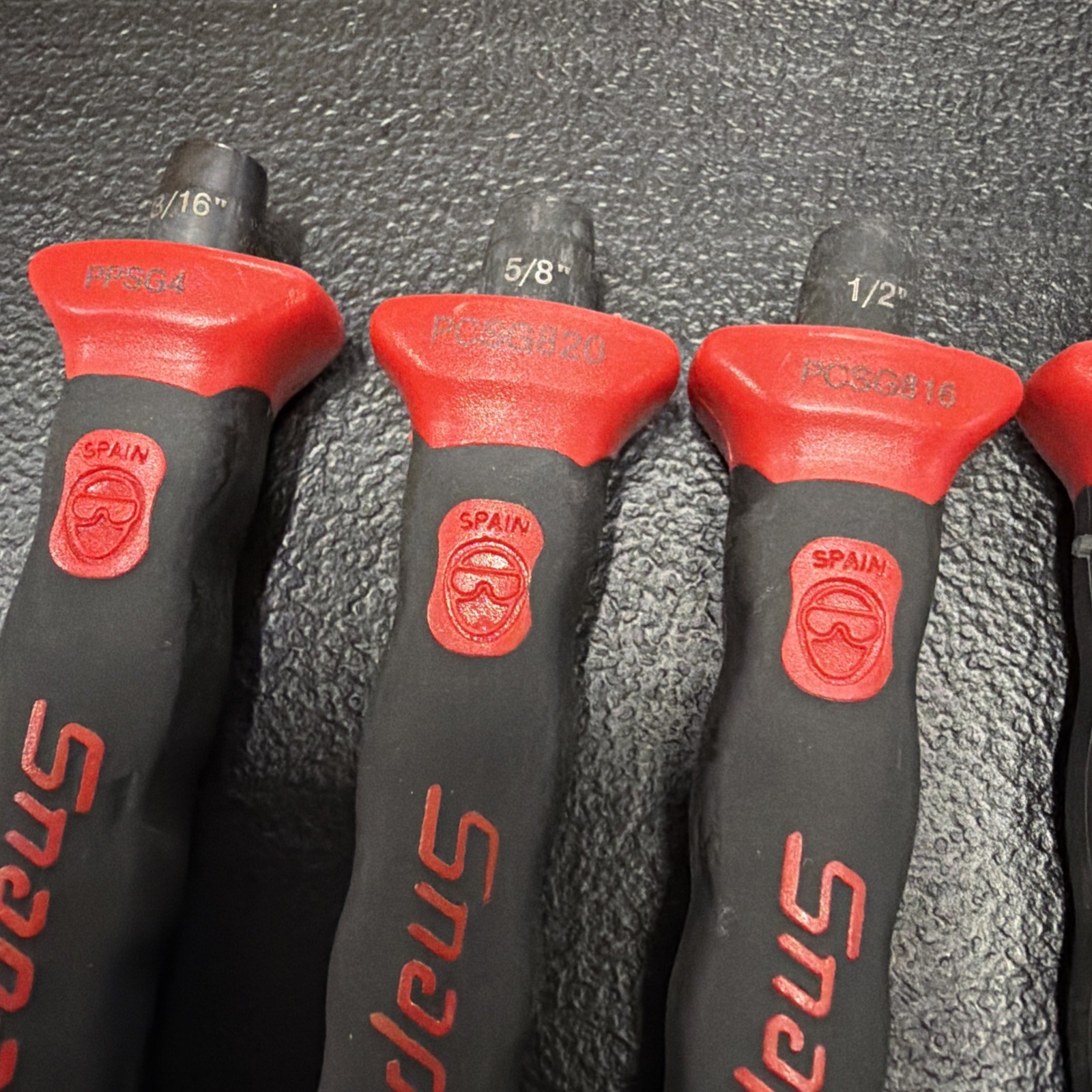 Snap On 10 pc Soft Grip Punch and Chisel Set PPCSG710