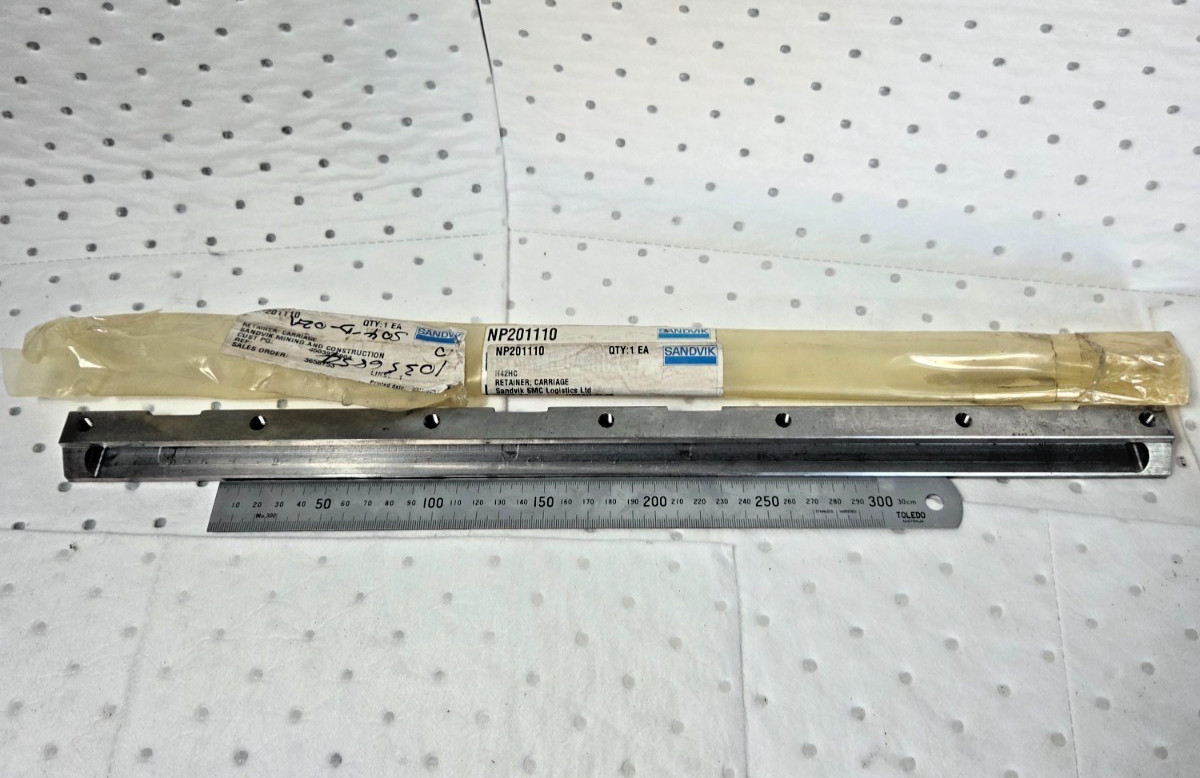 Genuine Sandvik Spare Parts NP201110 H42HC Retainer Carriage
