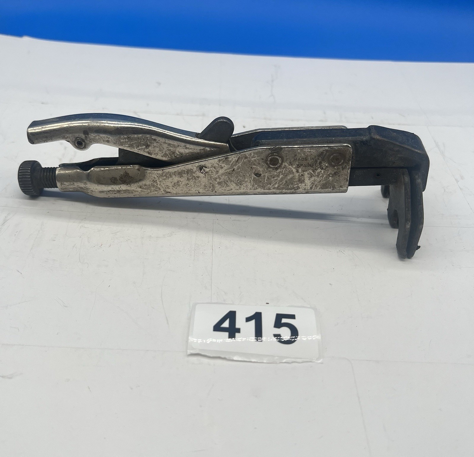 Grip-On 7″ “M” Shaped Axial Locking Chrome Pliers No 92807