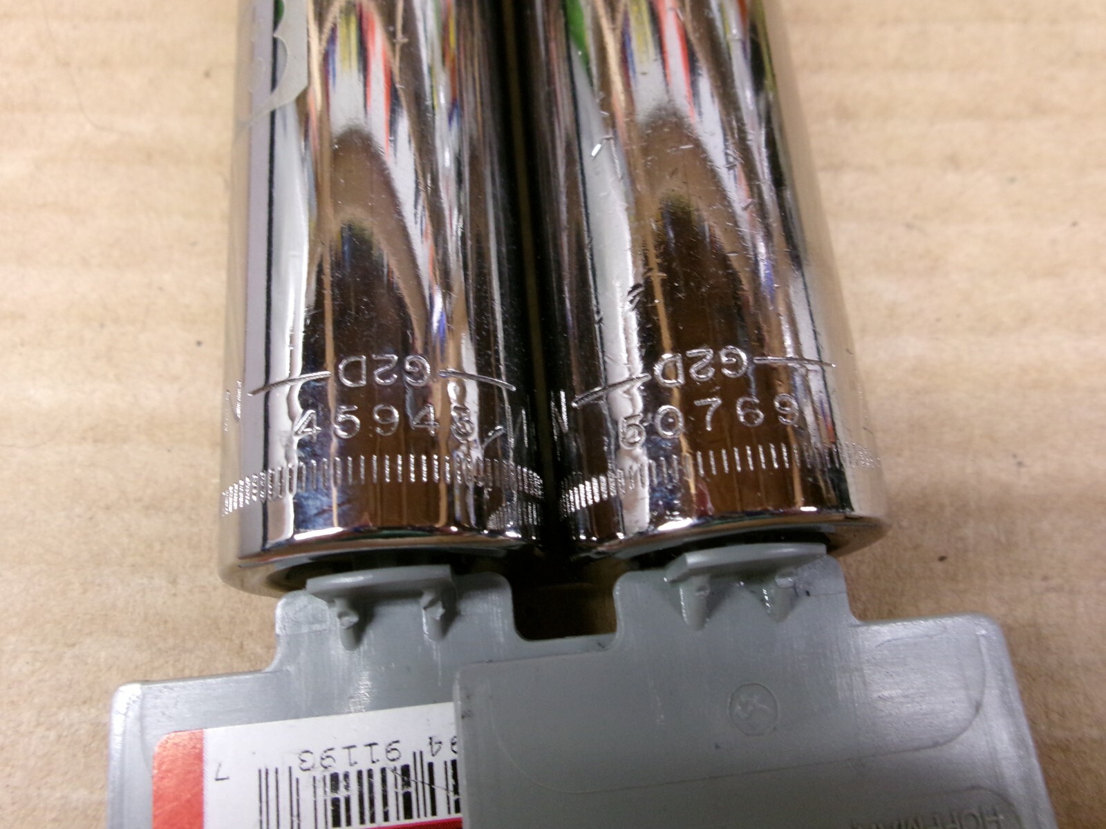 Craftsman USA 1/2″ 2-Piece Dual Marked 12-Point Deep Socket Lot 18 + 19 MM