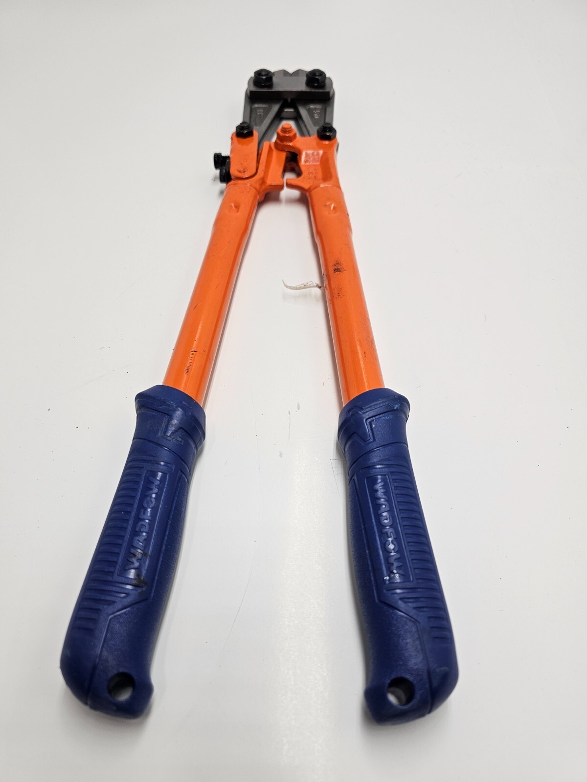 Wadfow 18″ Medium Size Bolt Cutter Soft Grip Rubber Ergonomic Handle Cutter 450