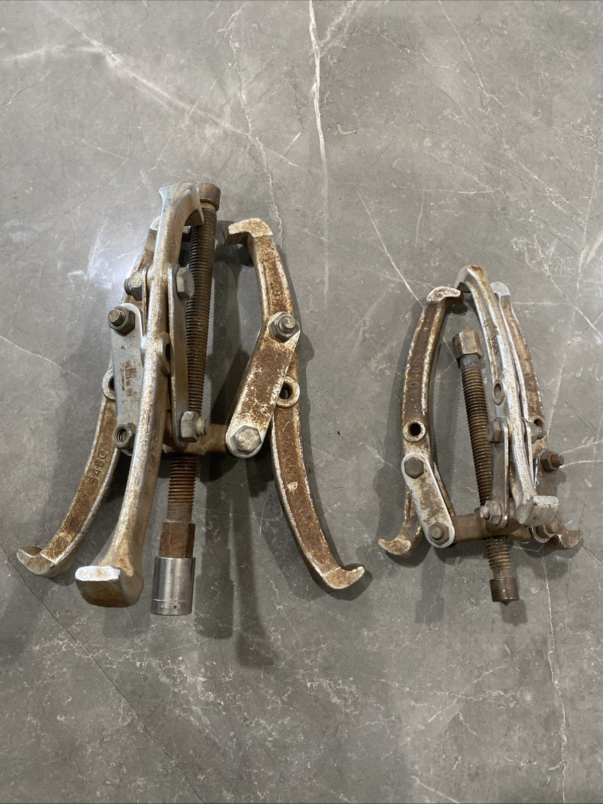 Allied 3-Jaw Gear Puller S45C K-200/150, Flywheel 8” And 6” Set
