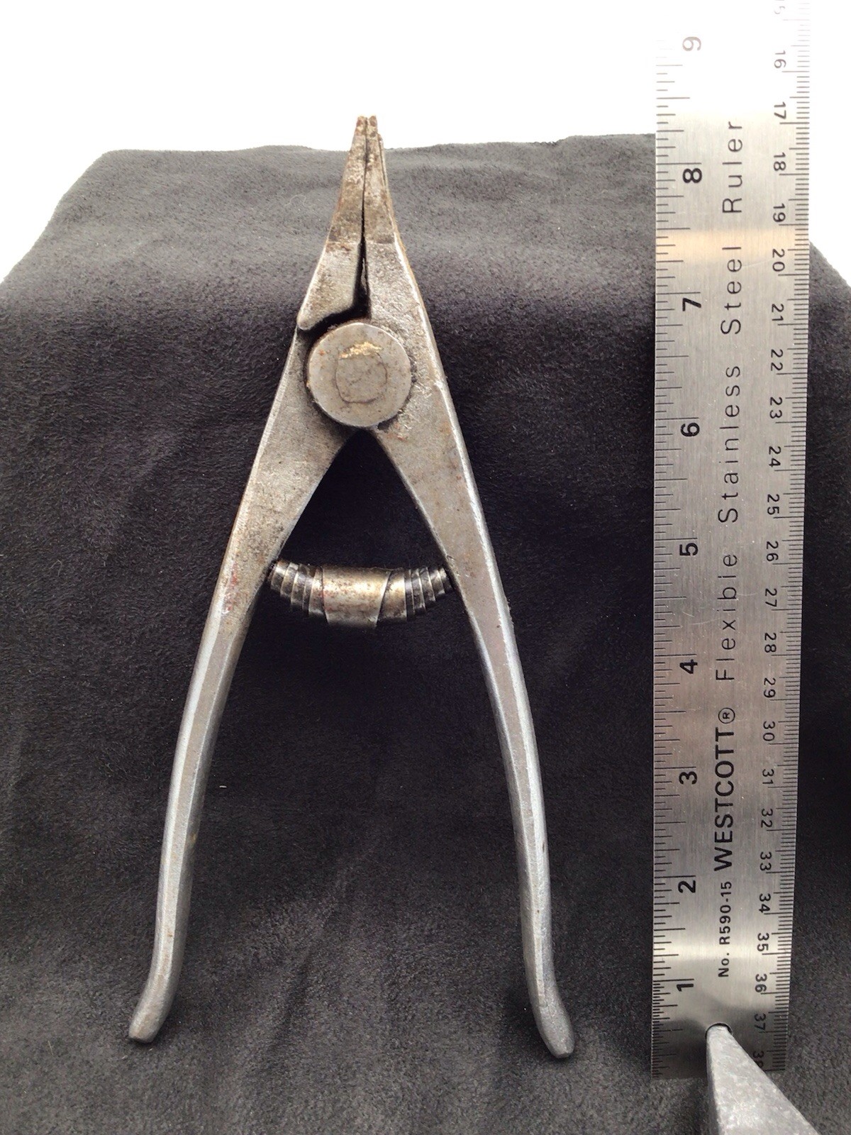 OTC No 614 Vintage External Horseshoe Snap Lock Ring Pliers 8” Long