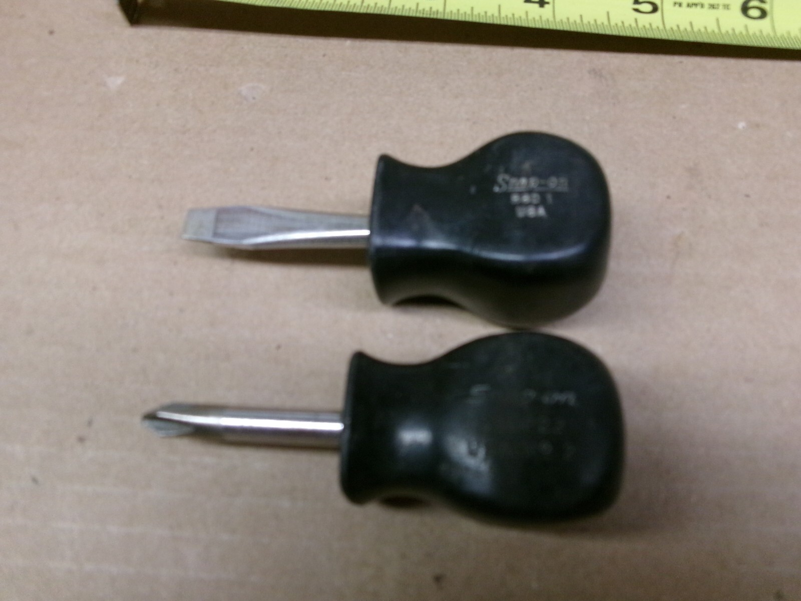 Snap On USA 2-Piece Hard Handle Black Stubby Screwdriver Set