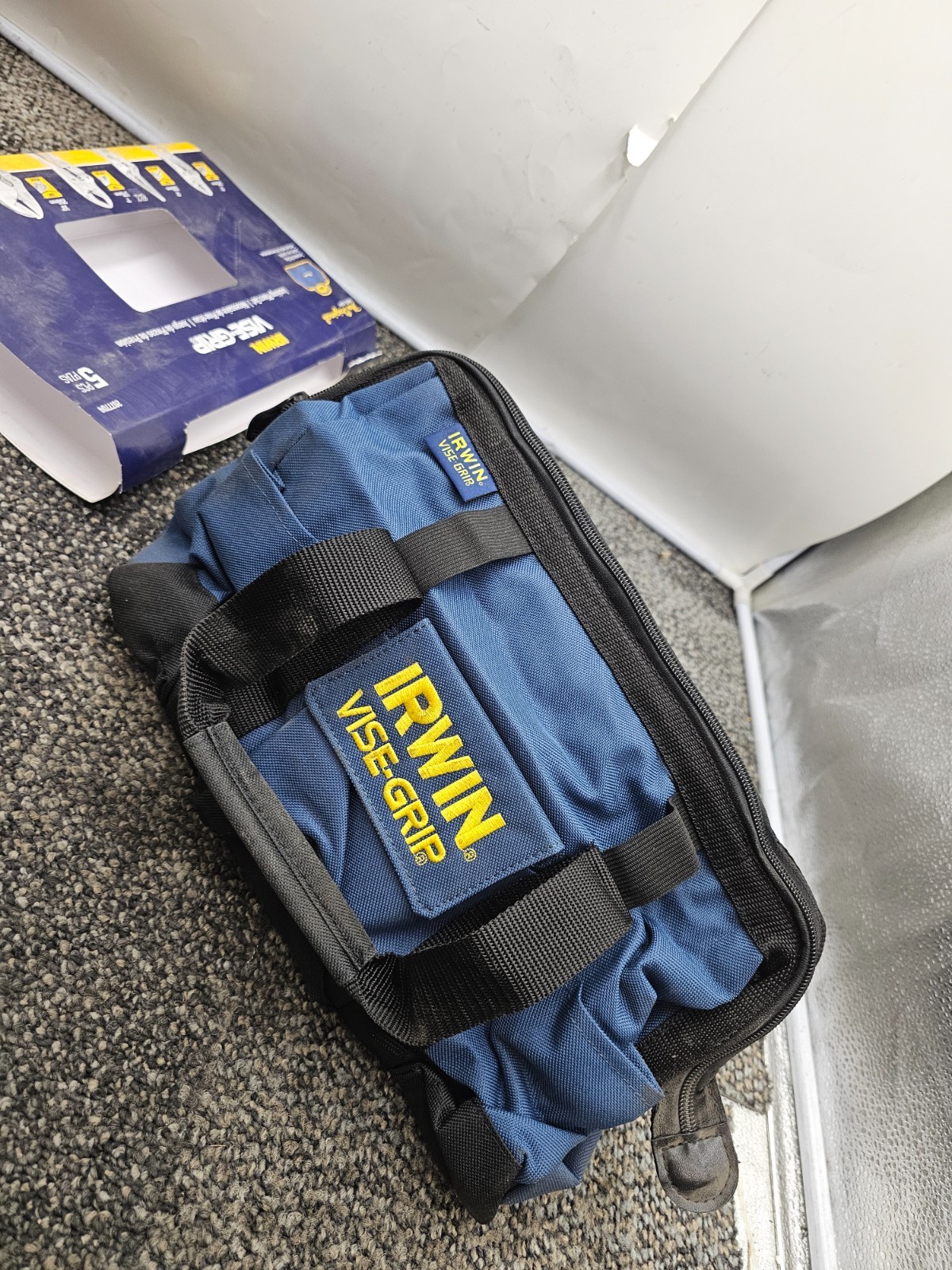 5-PIECE Irwin 2077704 Vise Grip Locking Pliers Assembly in Canvas Tool Tote Bag