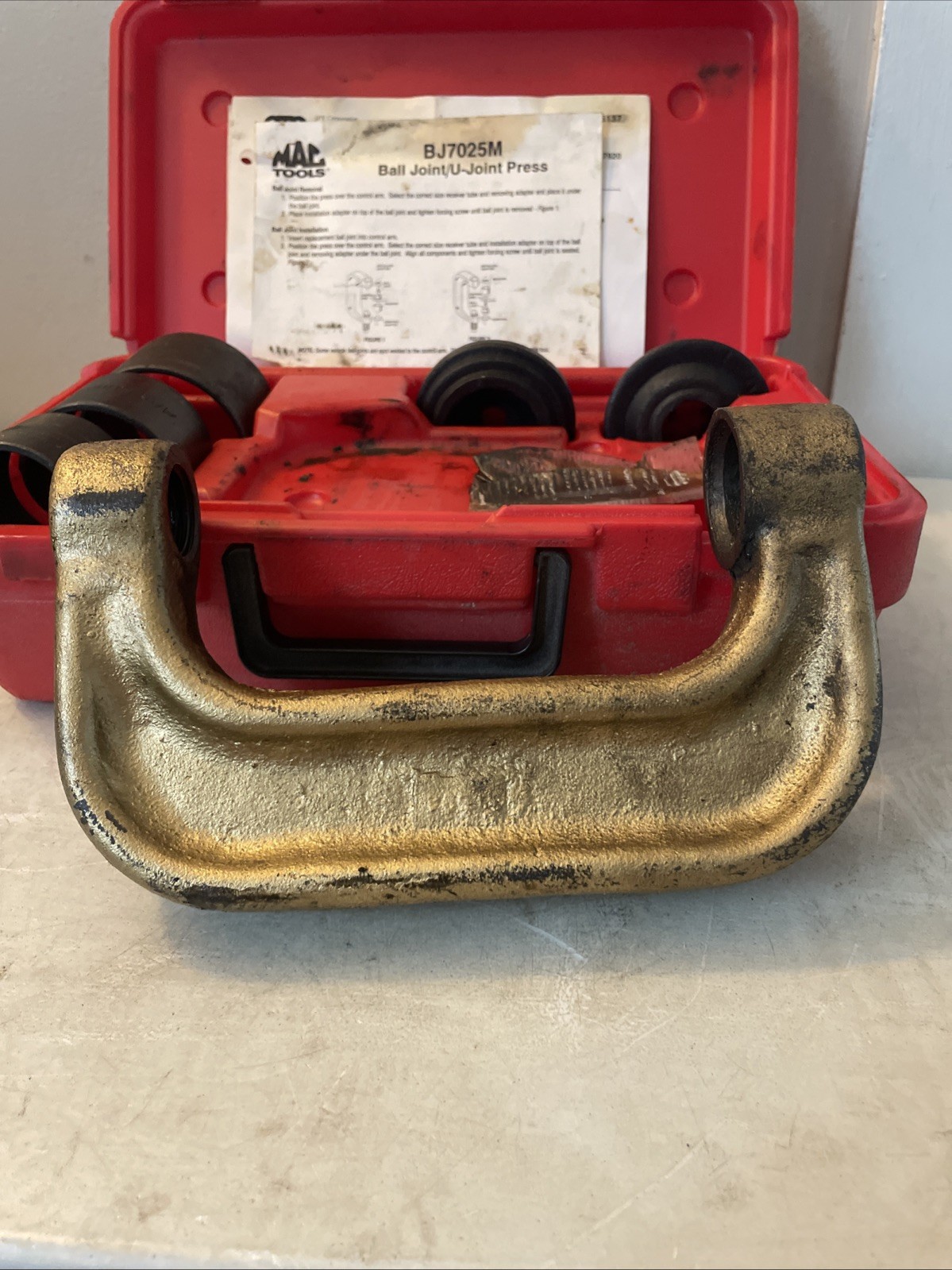 MAC Tools Ball Joint/U-Joint Press Tool Kit – Model No. BJ7025M