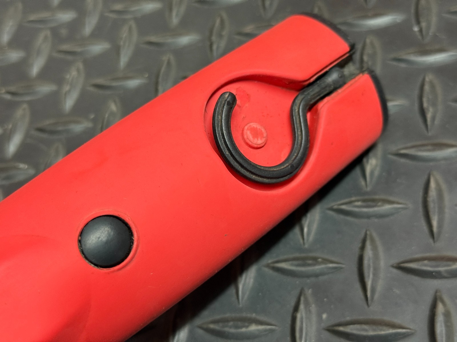 Snap on 12″ long Rechargeable LED Work Flash light No charger ECFSP30 TOOL ONLY
