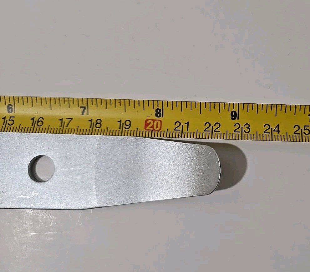 Blue Point 1 PC Wedge/Pry bar tool Metal thin edge, By Snap On Tools PBFT20 NEW