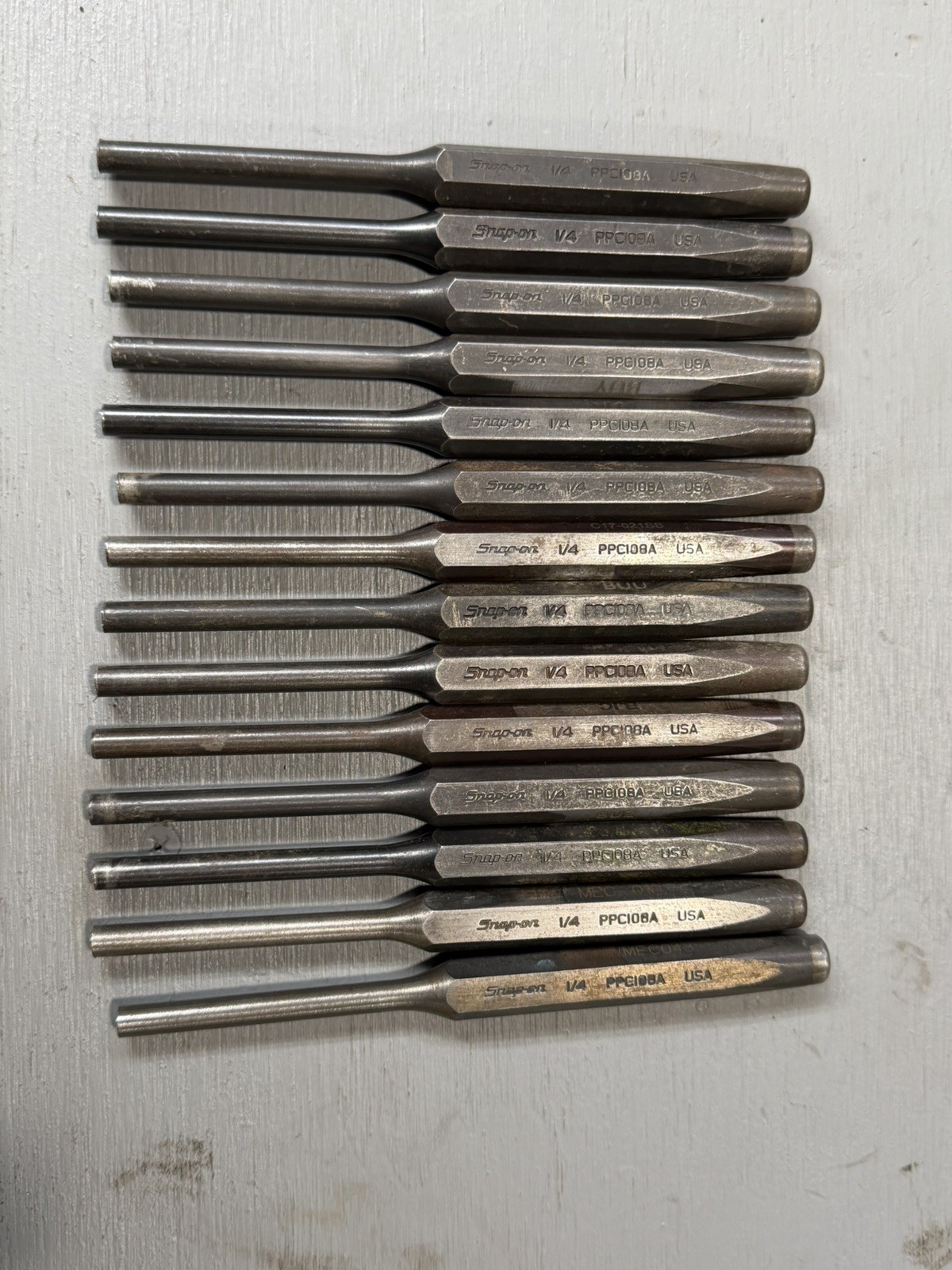 LOT OF 2 Snap-on PPC108A 1/4″ Pin Punches 5-3/4” Long Made in USA