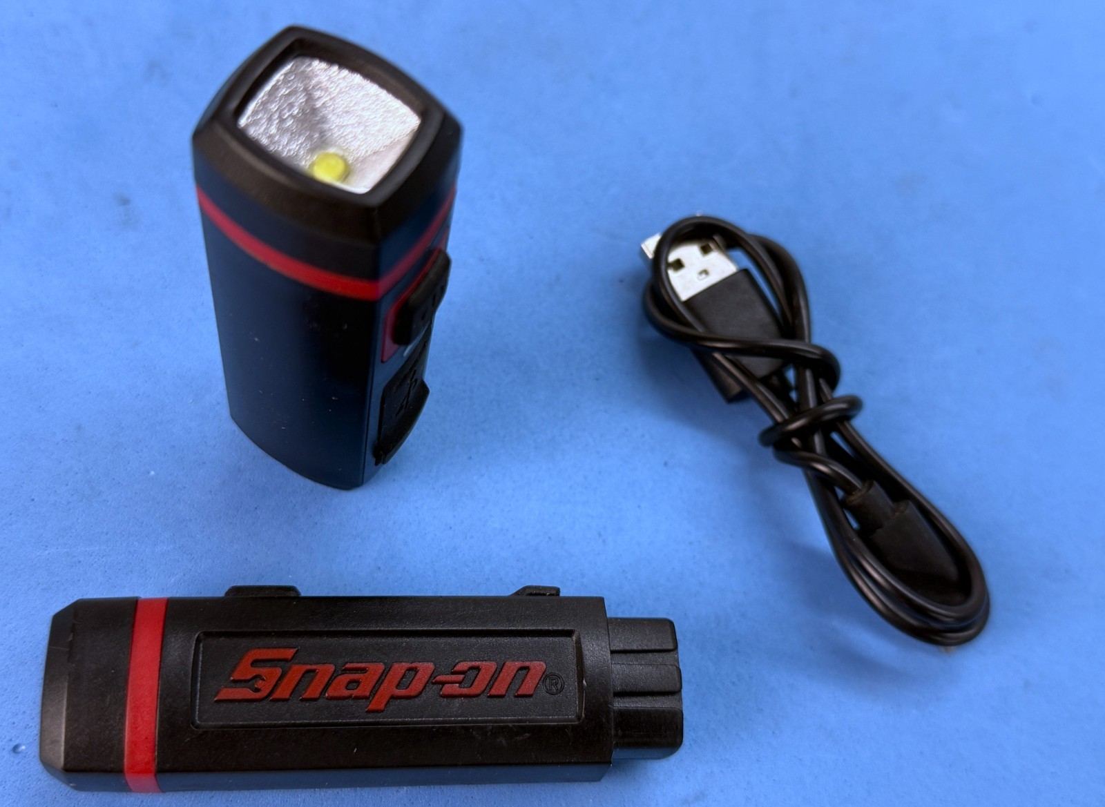 Snap on Neck Light Rechargeable LED Head Light Flashlight ECHDD012A RARE