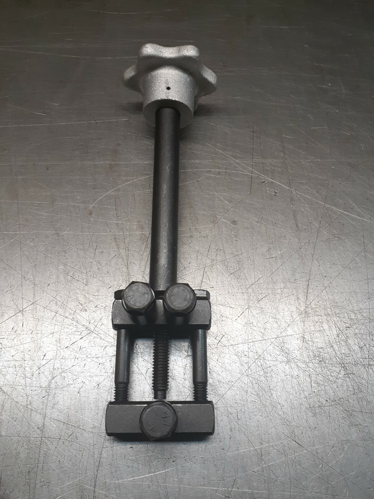 WHITE USA Tail Pipe Expander 1-3/4″ TO 2-3/4″ PE2424