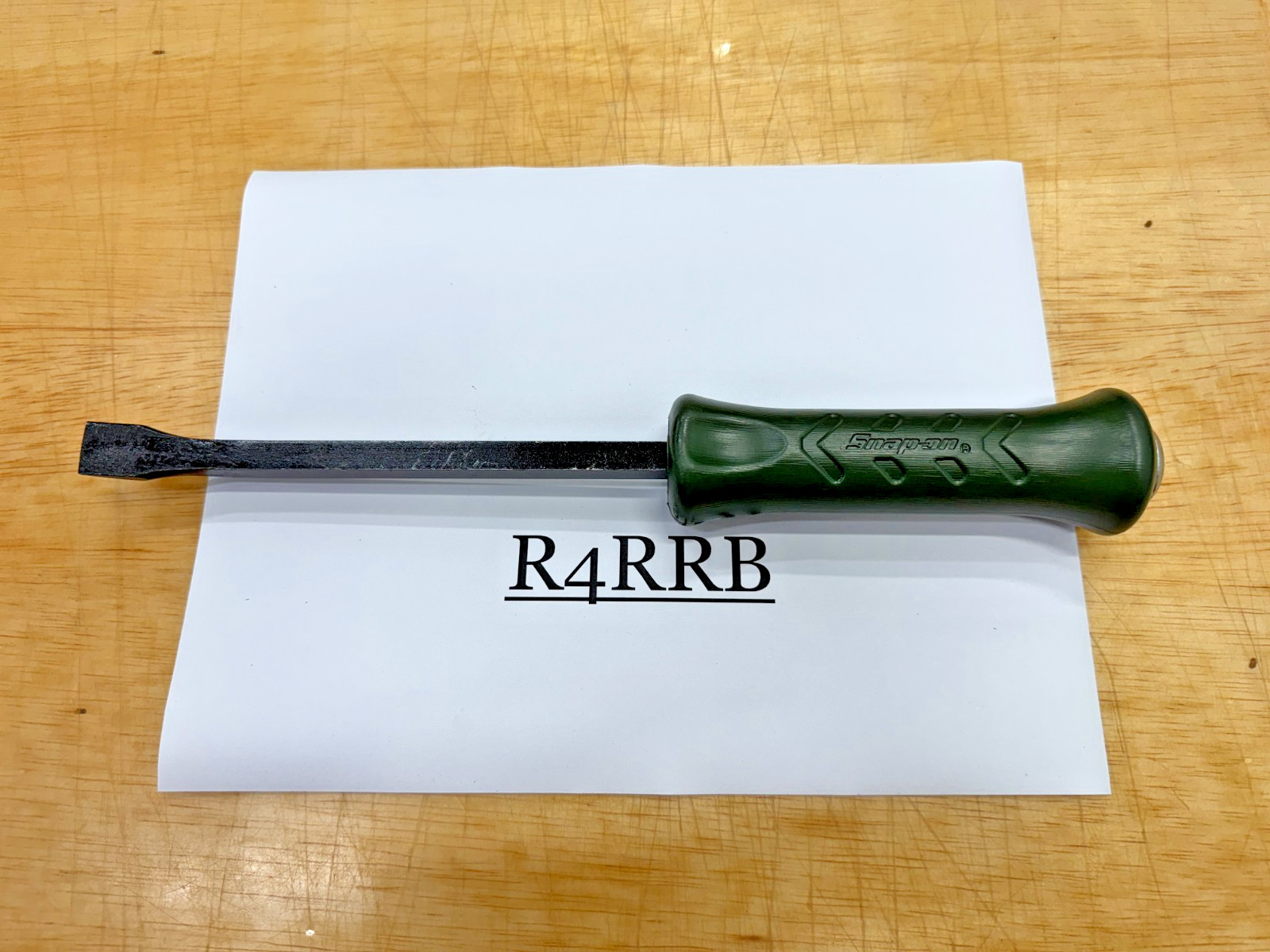 Snap-on Tools USA COMBAT GREEN 12″ Length Steel Striking Pry Bar SPBS12ACG RARE