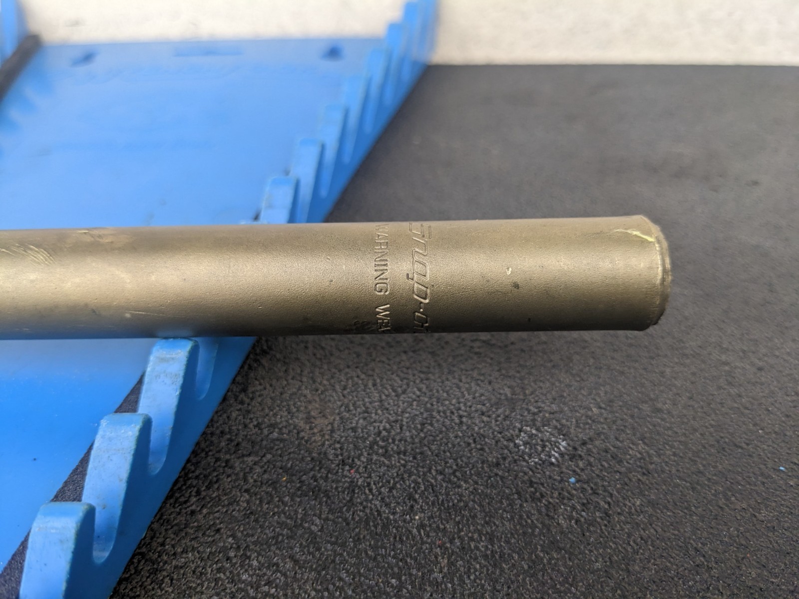 #bp471 Snap-on Tools USA 10″ Length BRONZE 3/4″ Round Punch PPB1002A