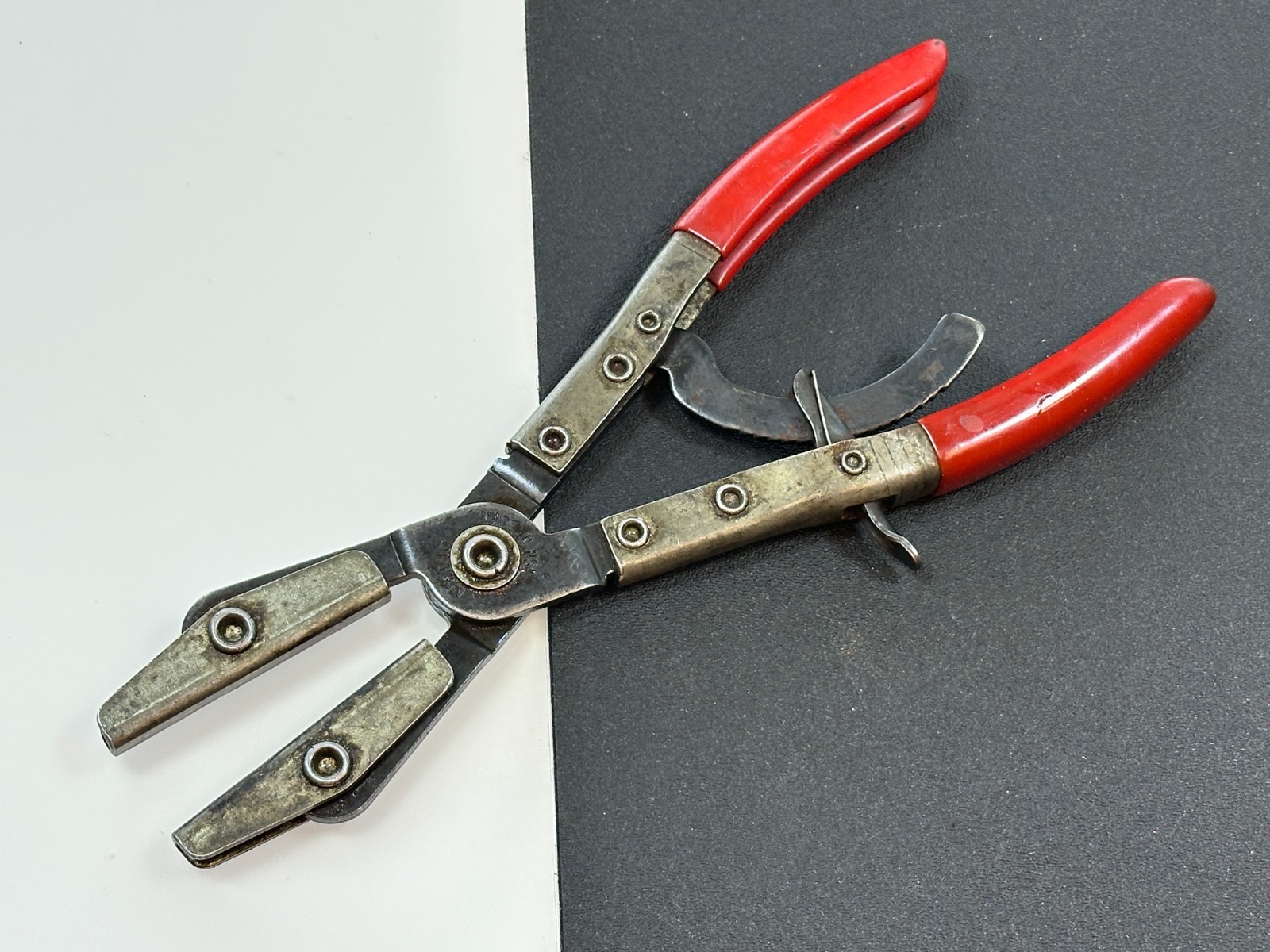 🇺🇸 Matco Tools USA MST85 Radiator Hose Pinch-Off Pliers, Red Grip