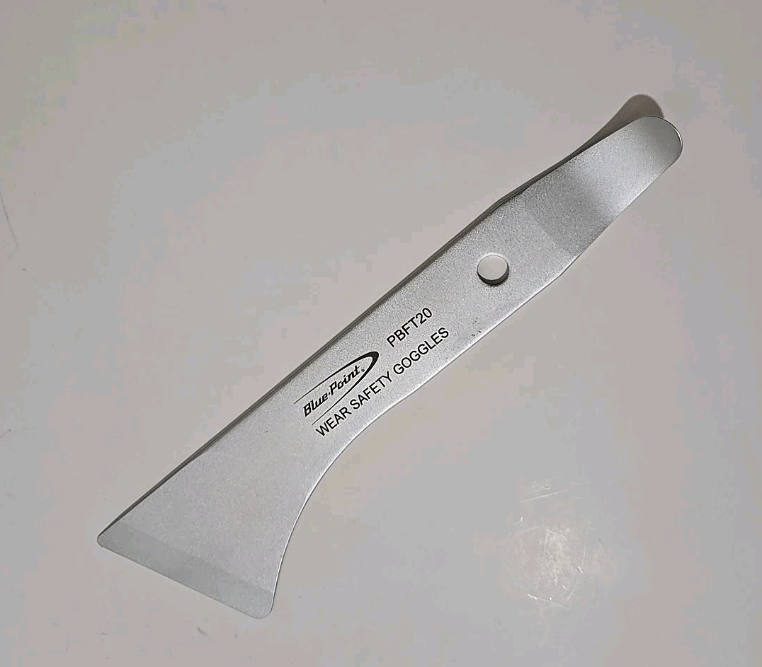 Blue Point 1 PC Wedge/Pry bar tool Metal thin edge, By Snap On Tools PBFT20 NEW