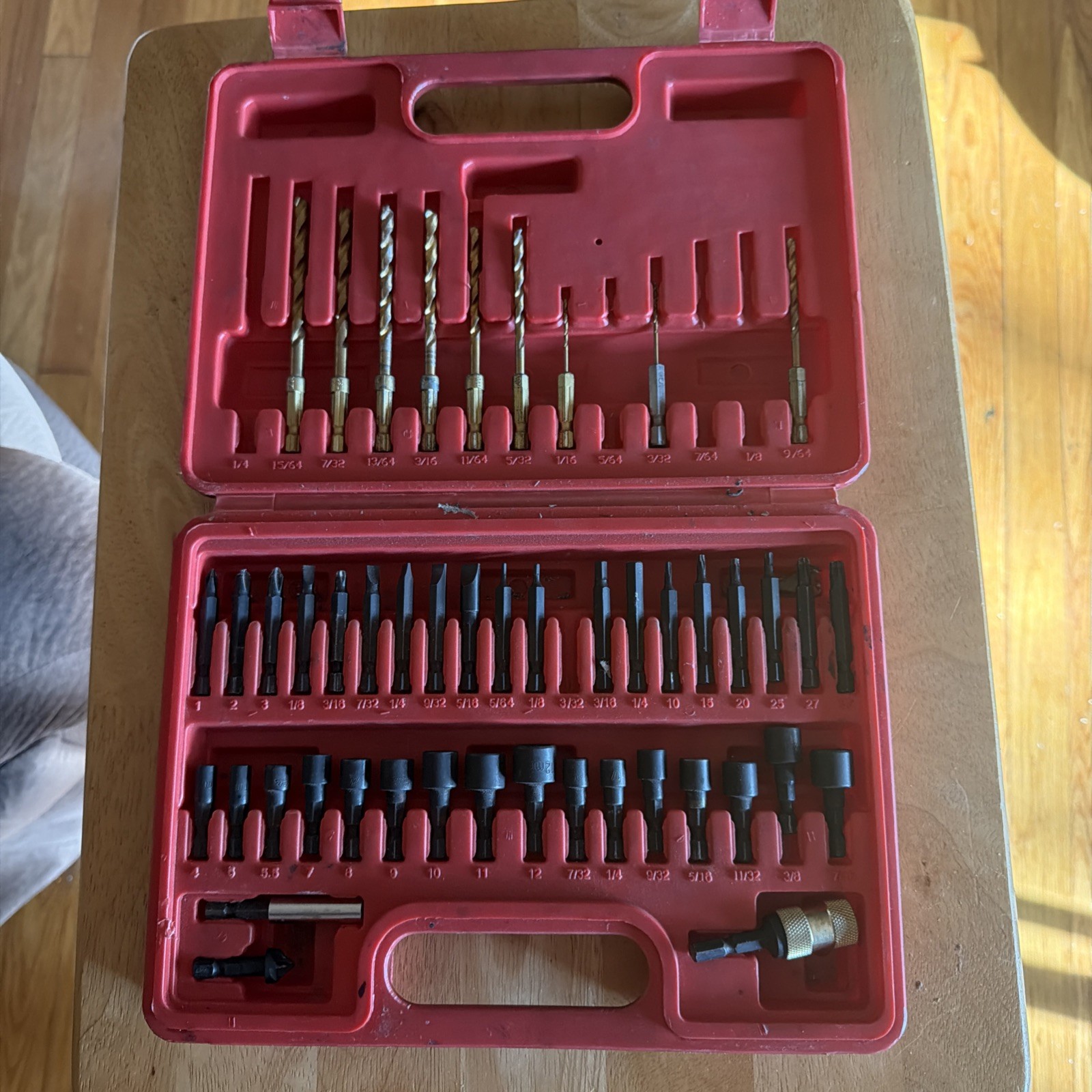 Mac Tools 1/4″ Hex Drill/Driver Bit Set QCS37520A – Incomplete