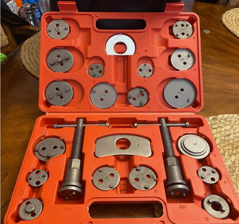 USA Heavy Duty Disc Brake Caliper Tool Set & Wind Back Kit CAR DISC TOOL 22PCS