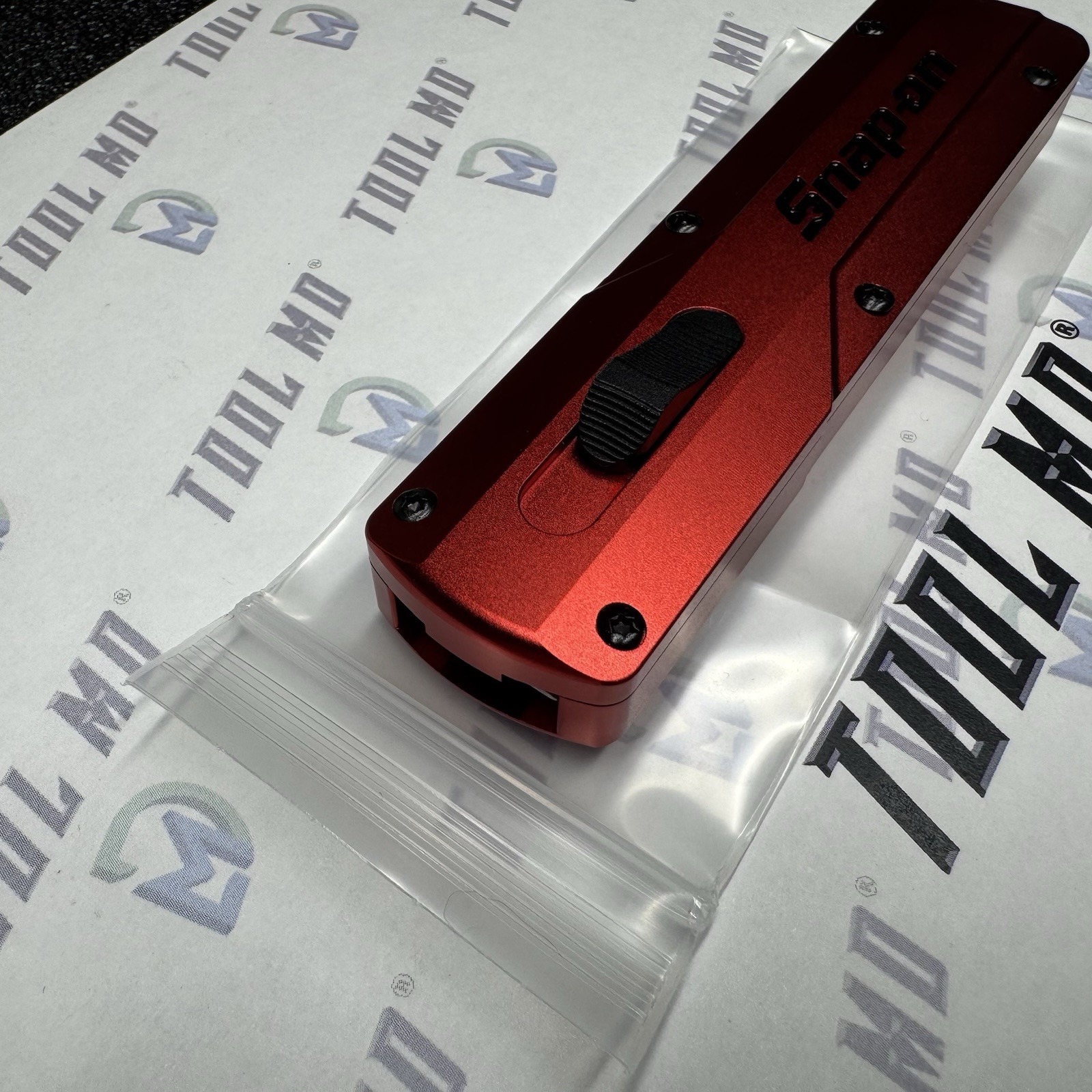 Snap-on Tools NEW RED “OTF” Out The Front Retractable Clip Removal Tool PBFT50R