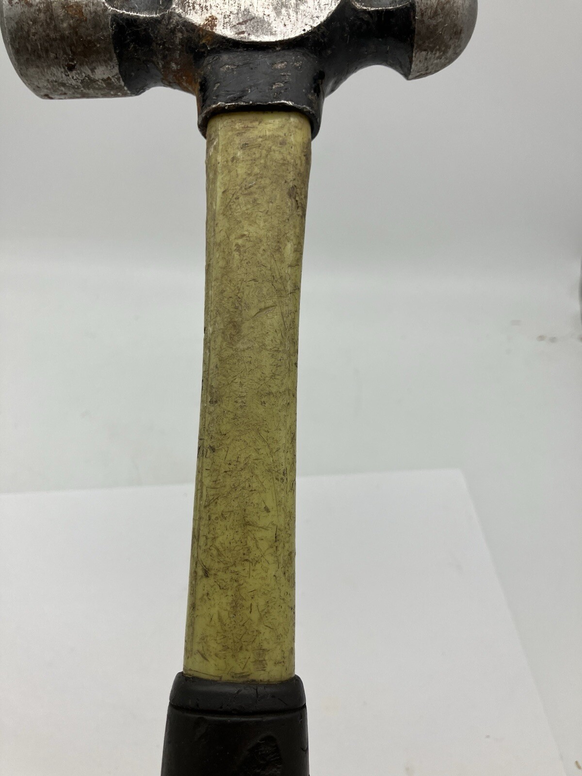 Blue Point Tools BPN32B 32 OZ Ball Peen Hammer Fiber Glass Handle USA