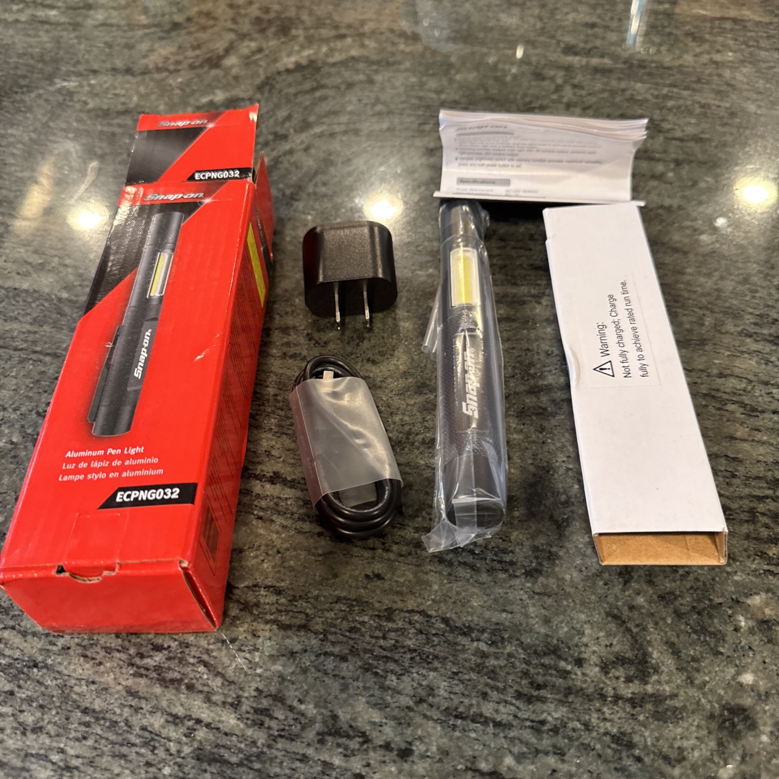 Snap on ecpng032 black 300 lumen aluminum pen light rechargeable new