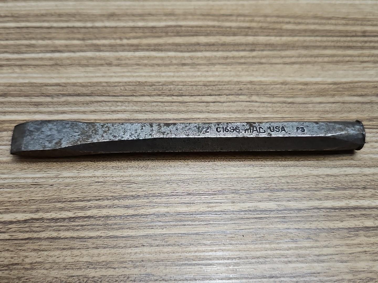 *Modified* Mac Tools Steel Chisel w/Black-Oxide Finish 1/2″ x 6″ C16SS USA
