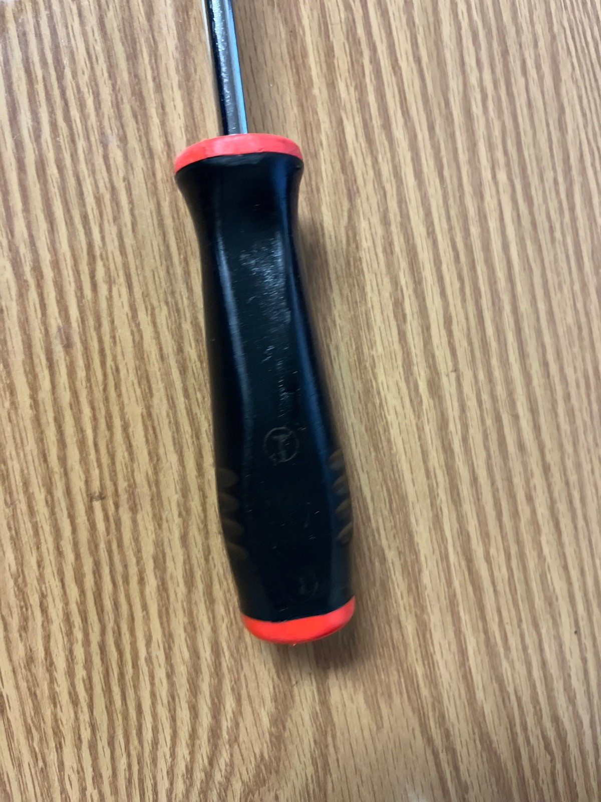 SNAP ON – SGA1711A – LONG HANDLE HOSE PICK WITH RED/BLACK CUSHION GRIP – LOC#194