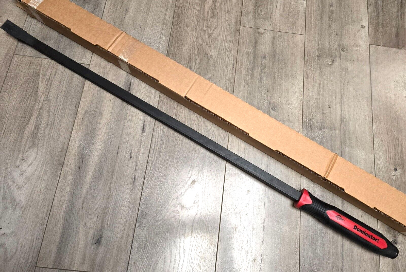 Mayhew USA 44″ Curved Tip Heavy Duty Dominator Pry Bar w/ Striking Cap #44C-HD