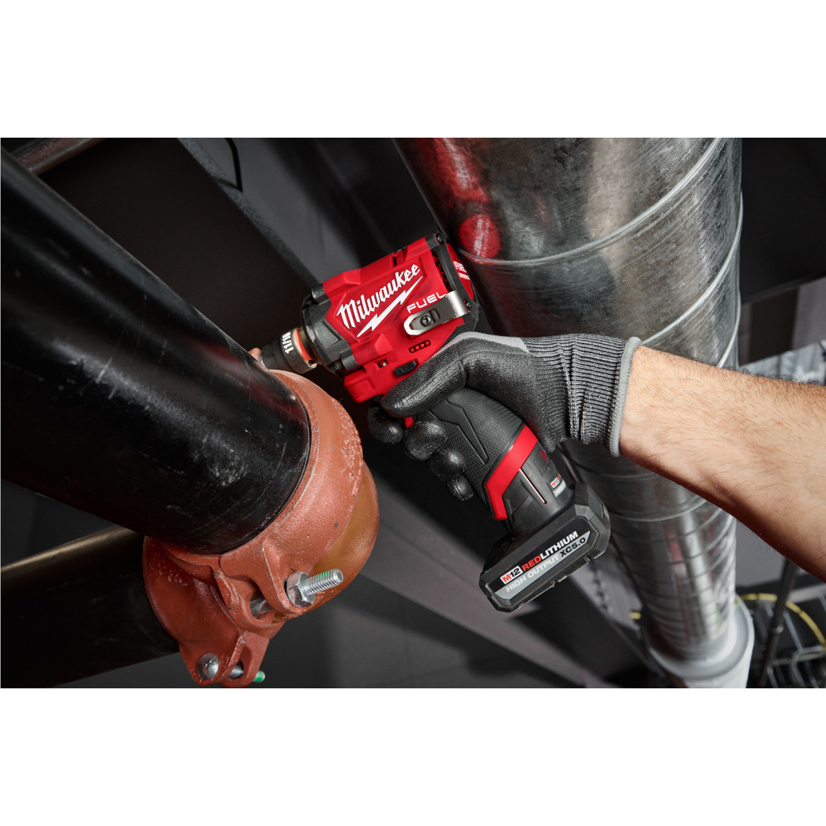 Milwaukee Tool M12 FUEL Stubby 1/2 Inch Impact Wrench with Pin Detent
