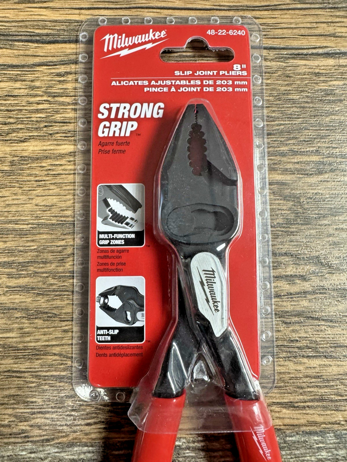 Milwaukee Tools 48-22-6240, 8″ Slip Joint Multi-Function Screw Extraction Pliers