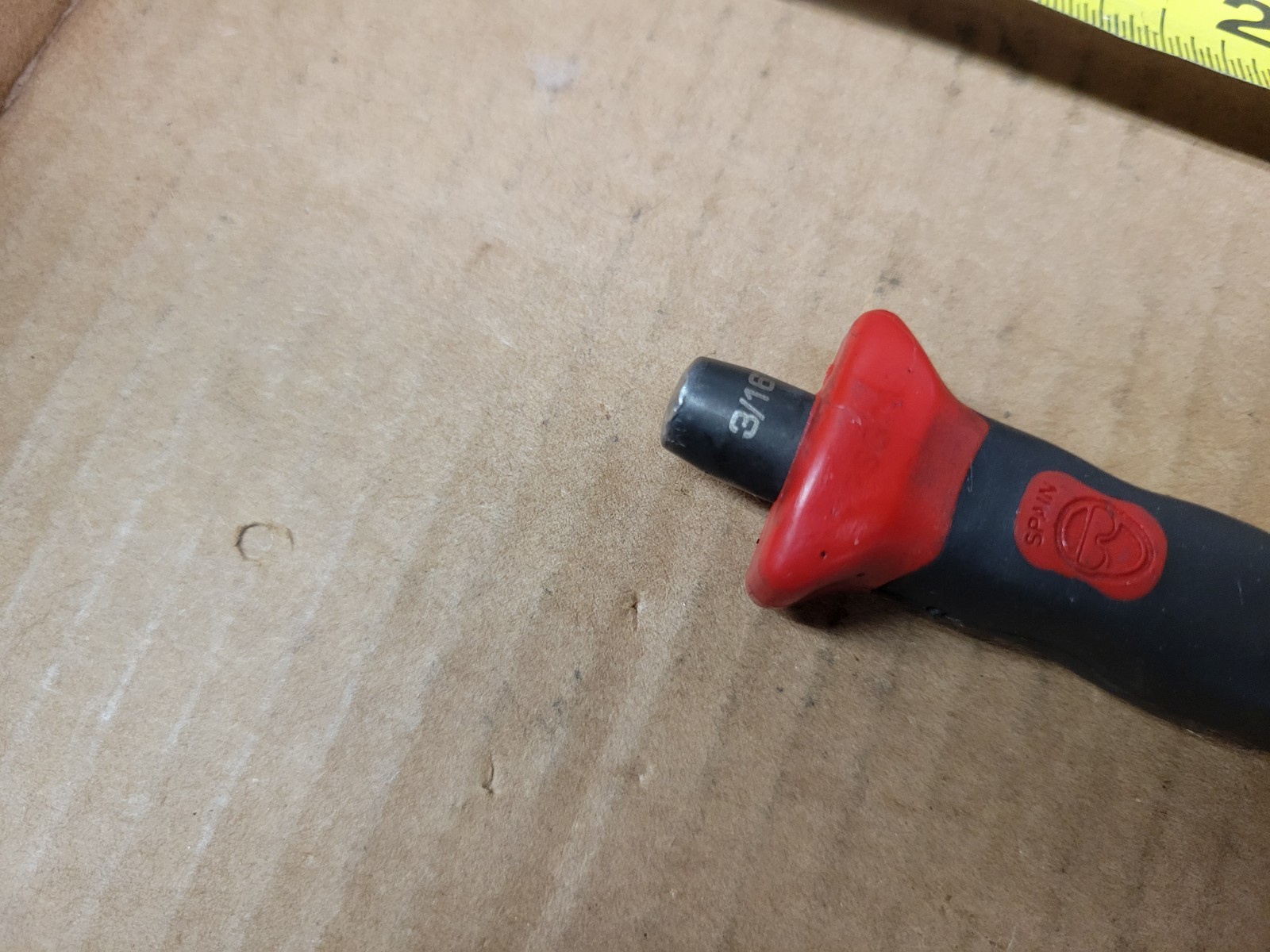 Snap On 3/16″ Starter Punch With Red / Black Comfort Handle Grip No PPSG206