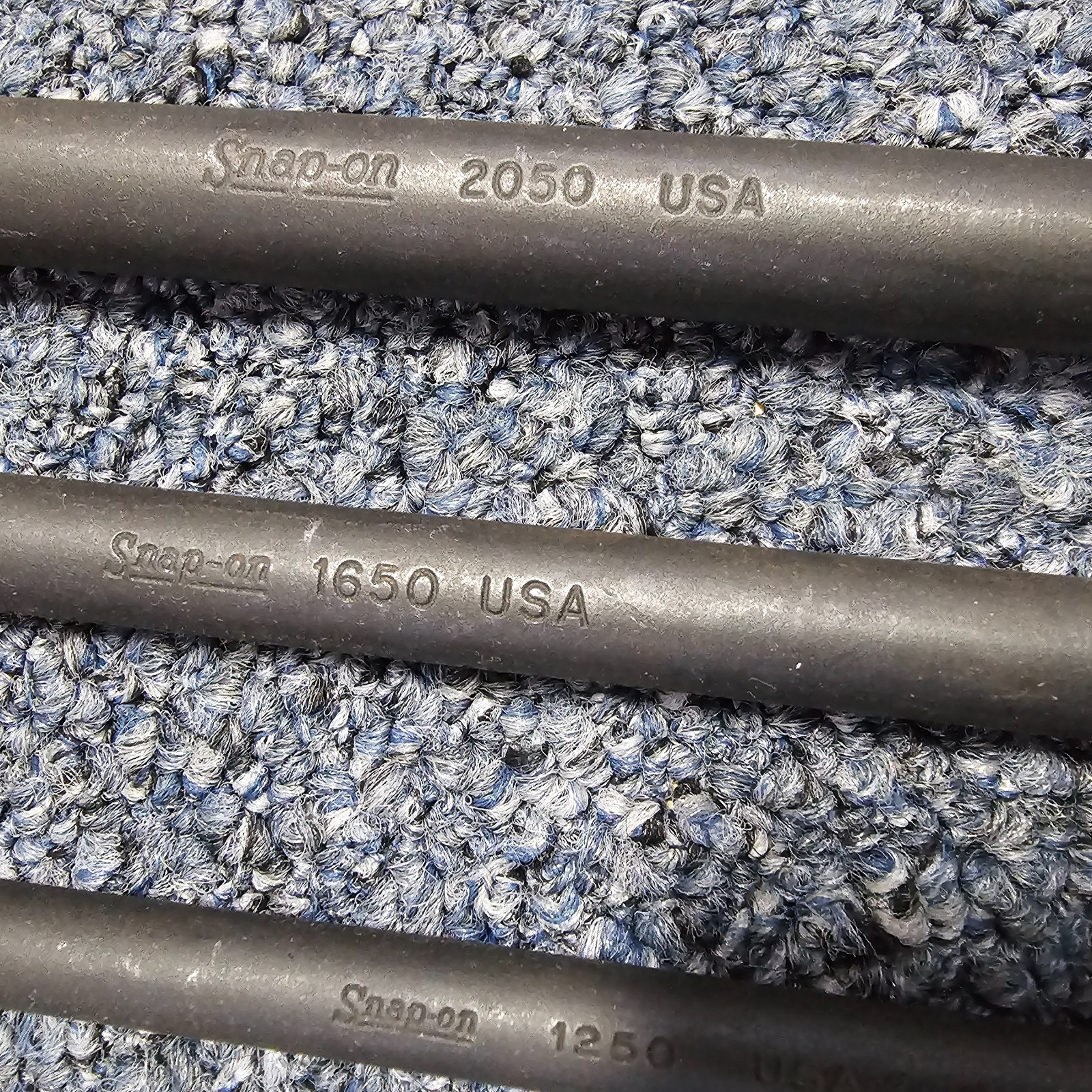 Snap On Tools PBS704 Rolling Head Pry Bar 4PC Set Pre-owned