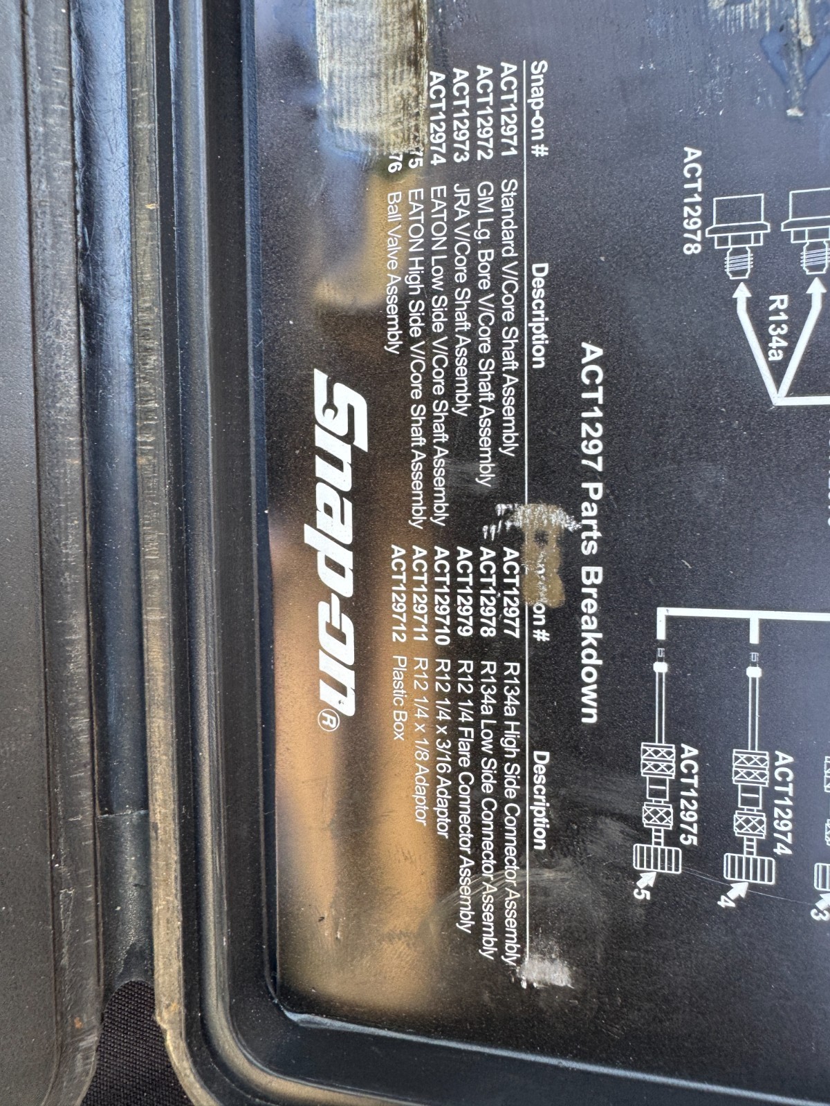 Snap On ACT1297 R12/R134a Master Kit Valve Core Remover/Installer