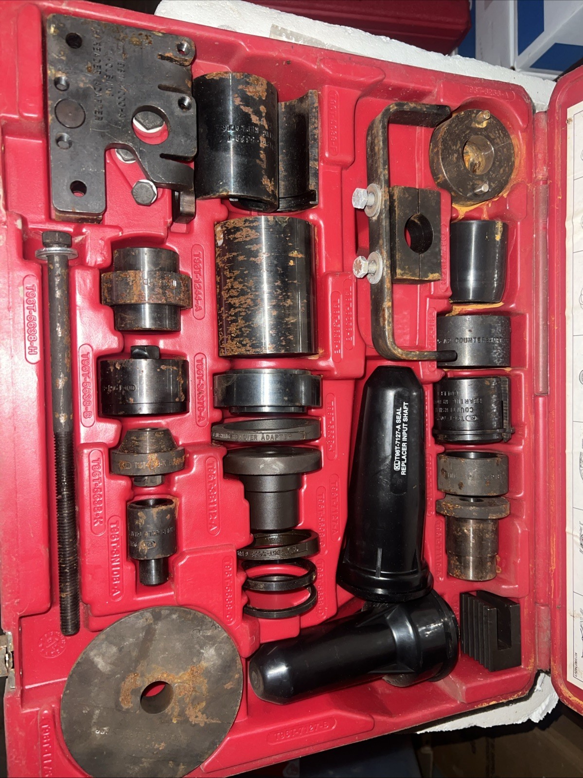 Ford Rotunda OTC 24 Piece Truck F-Series Front Axle & Transmission Tools