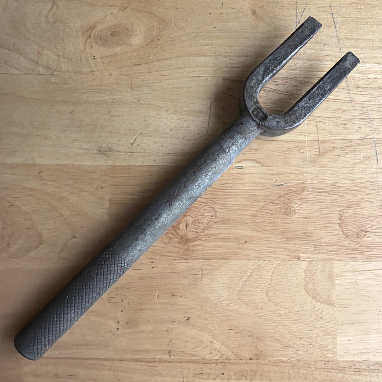 KD Tools 11.5″ Long Pickle Fork Ball Joint Separator Knurled 2287 Made in USA