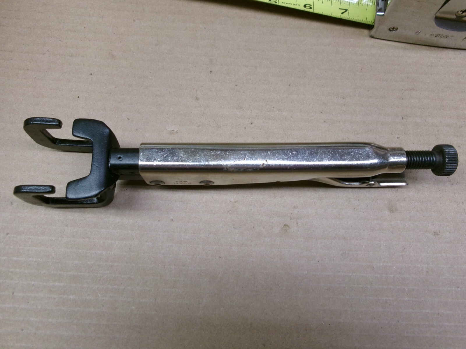 Grip-On 9″ Axial Locking Chrome Pliers No 92507