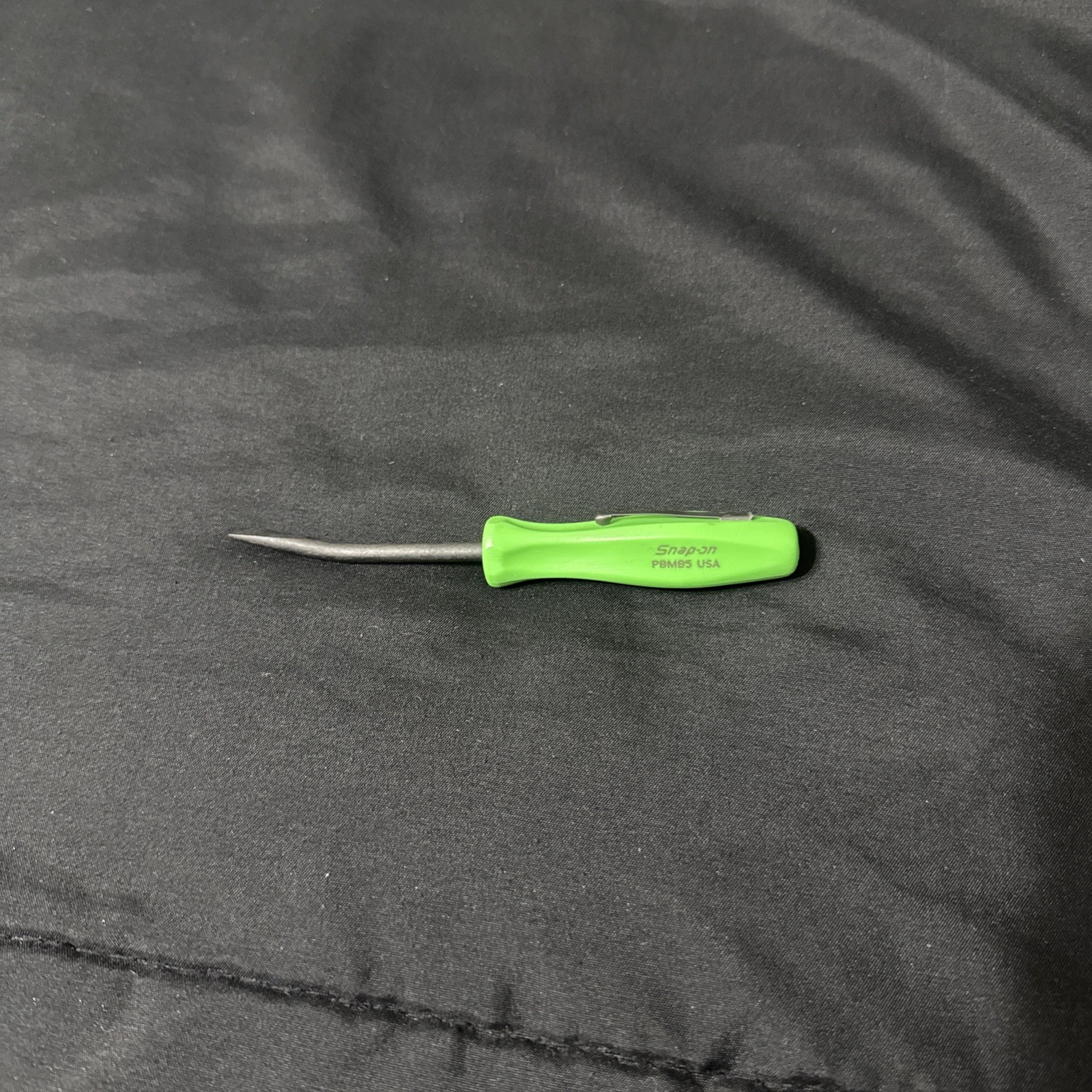 Snap-on Tools USA NEW GREEN 5″ Length Angle Tip Mini Pocket Prybar PBMB5
