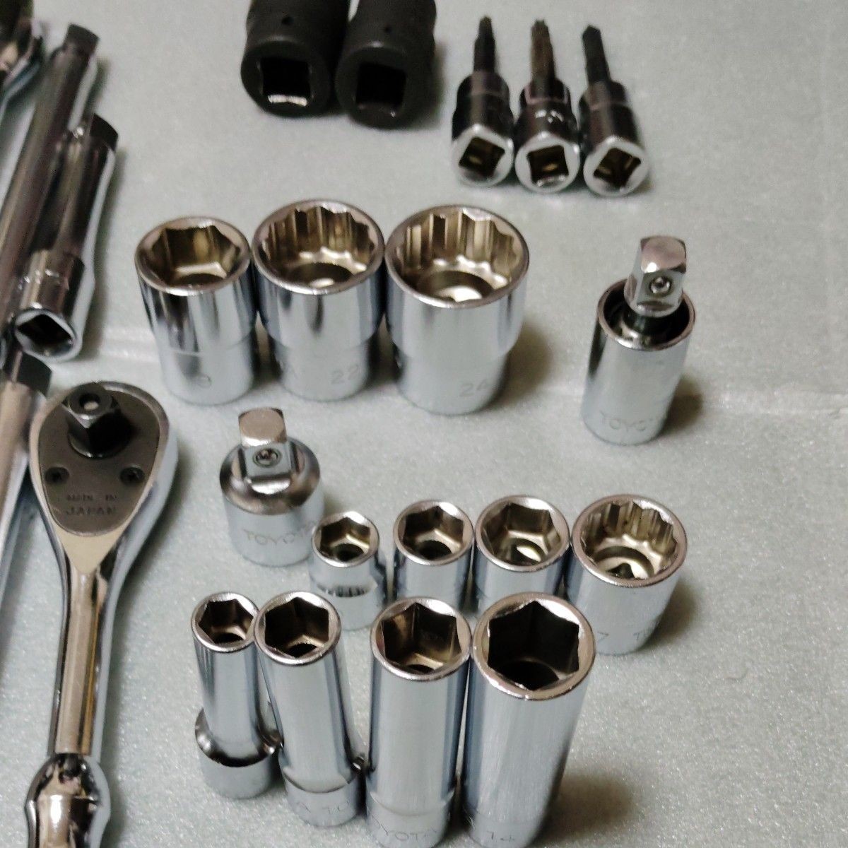 Vintage TOYOTA KTC Ratchet Socket Wrench Set OEM Tool Kit Japan Near Mint