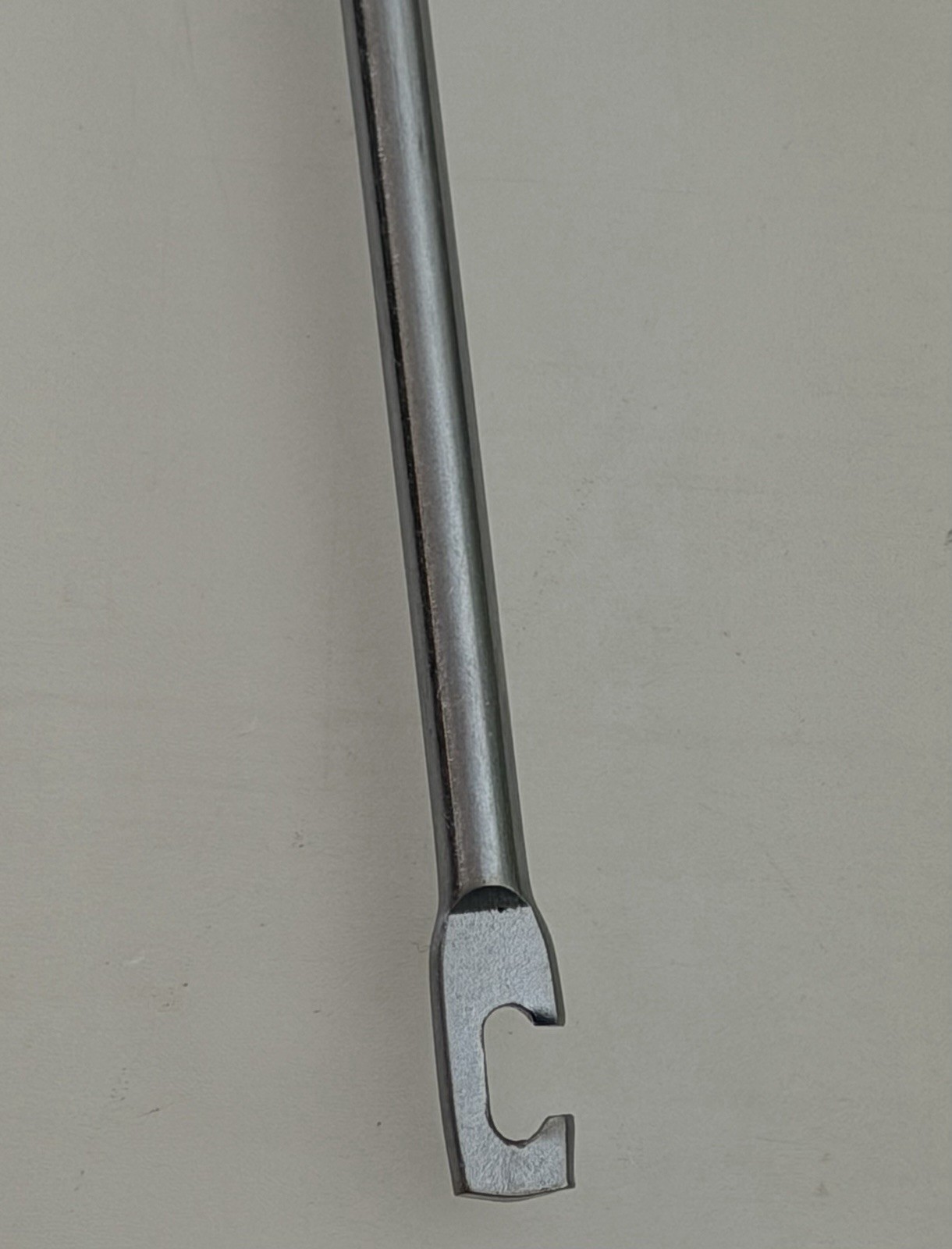 Snap-On Headlamp Light Spring Tool 7″ HE52A Black Handle Specialty Mechanic Tool