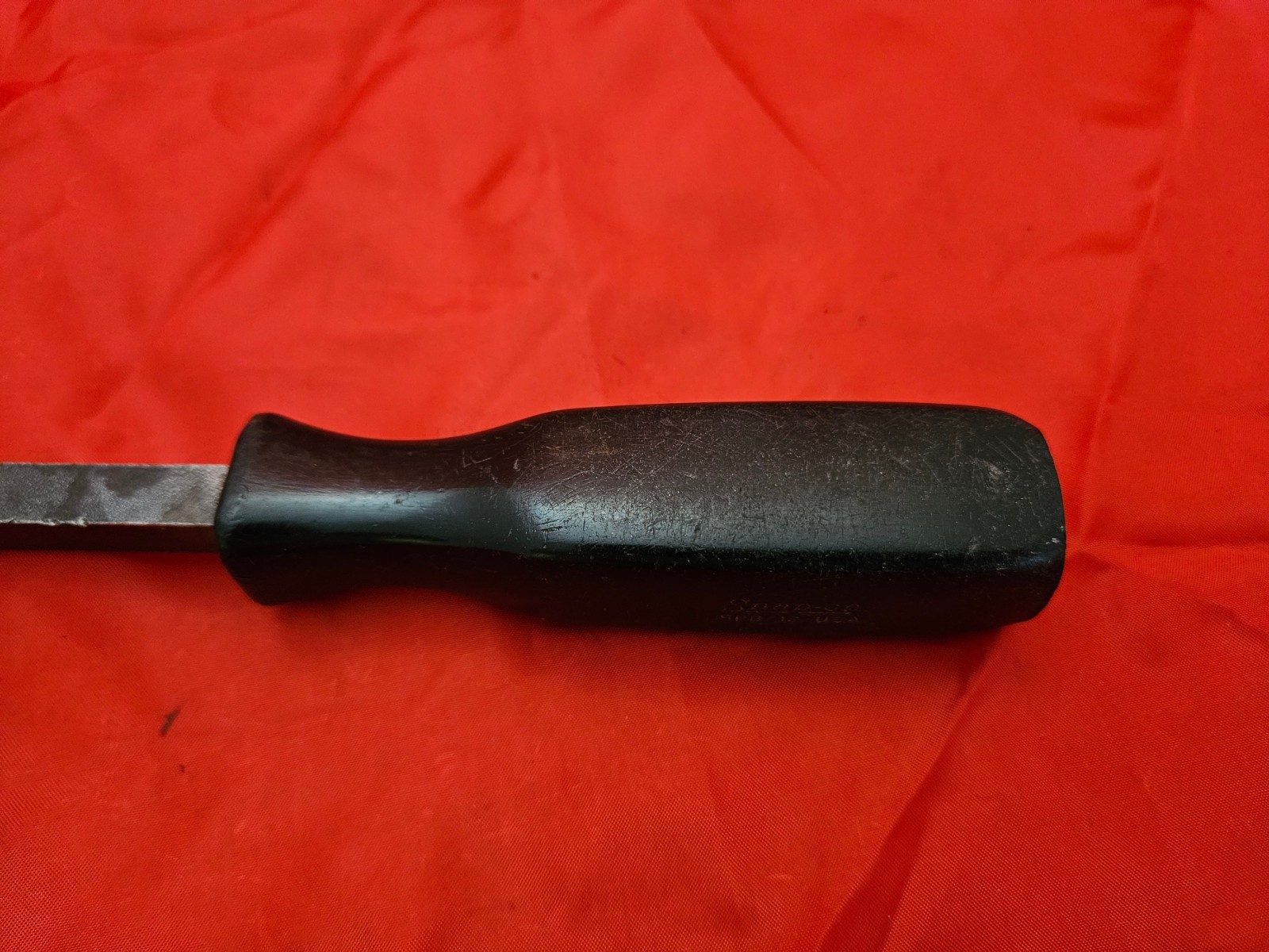 Snap-on SPB12 11.25″ Curved Head Pry Bar Prybar Black Hard Handle USA S17