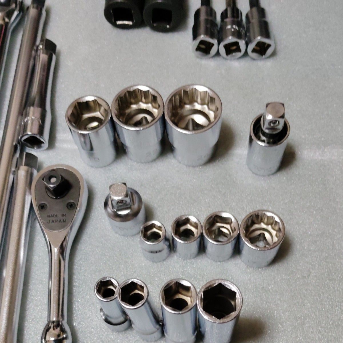 Vintage TOYOTA KTC Ratchet Socket Wrench Set OEM Tool Kit Japan Near Mint