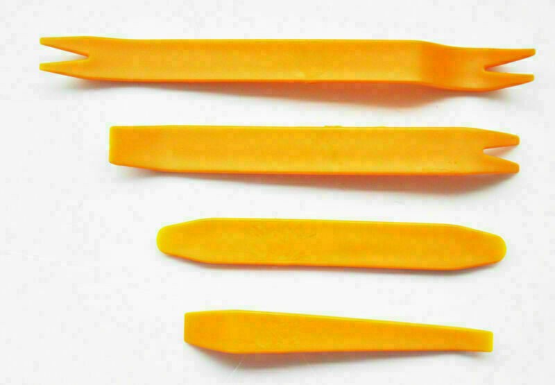 4Pcs Car Trim Removal Tool Set Hand Tools Pry Bar Panel Door Interior Clip Kits