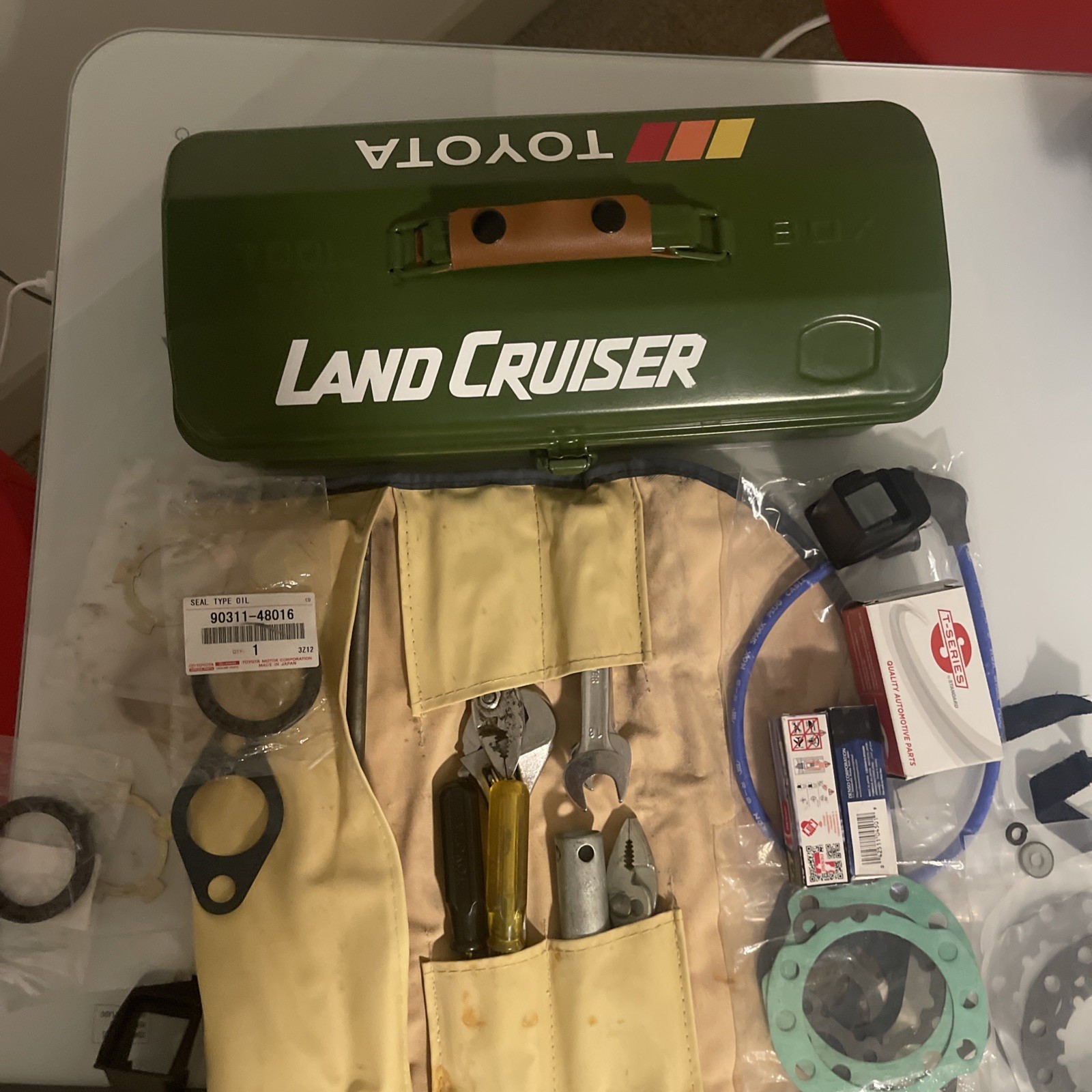 Toyota Tools With Tool Box